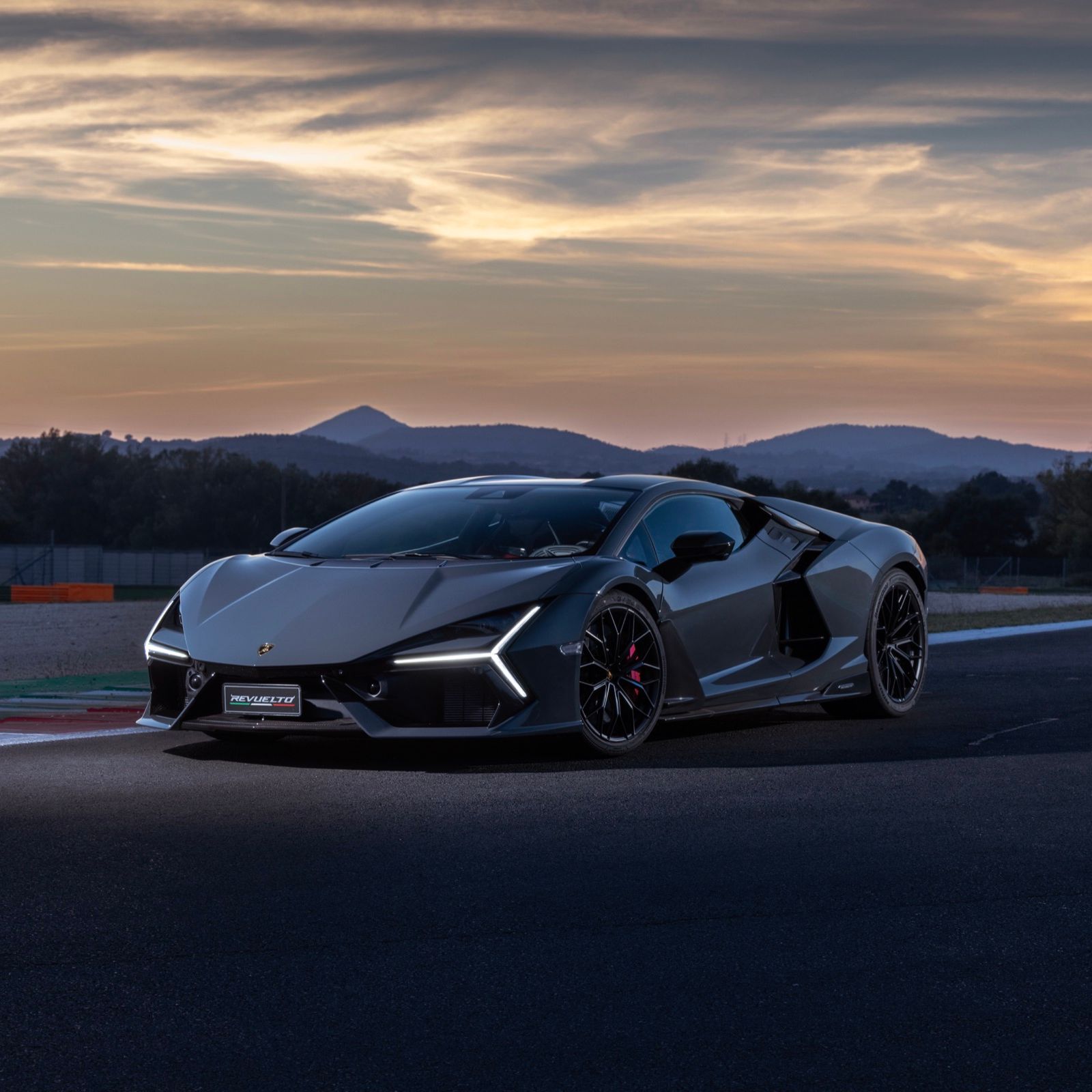 1600x1600 Lamborghini Revuelto 2024 Review, Specs, Price, Availability