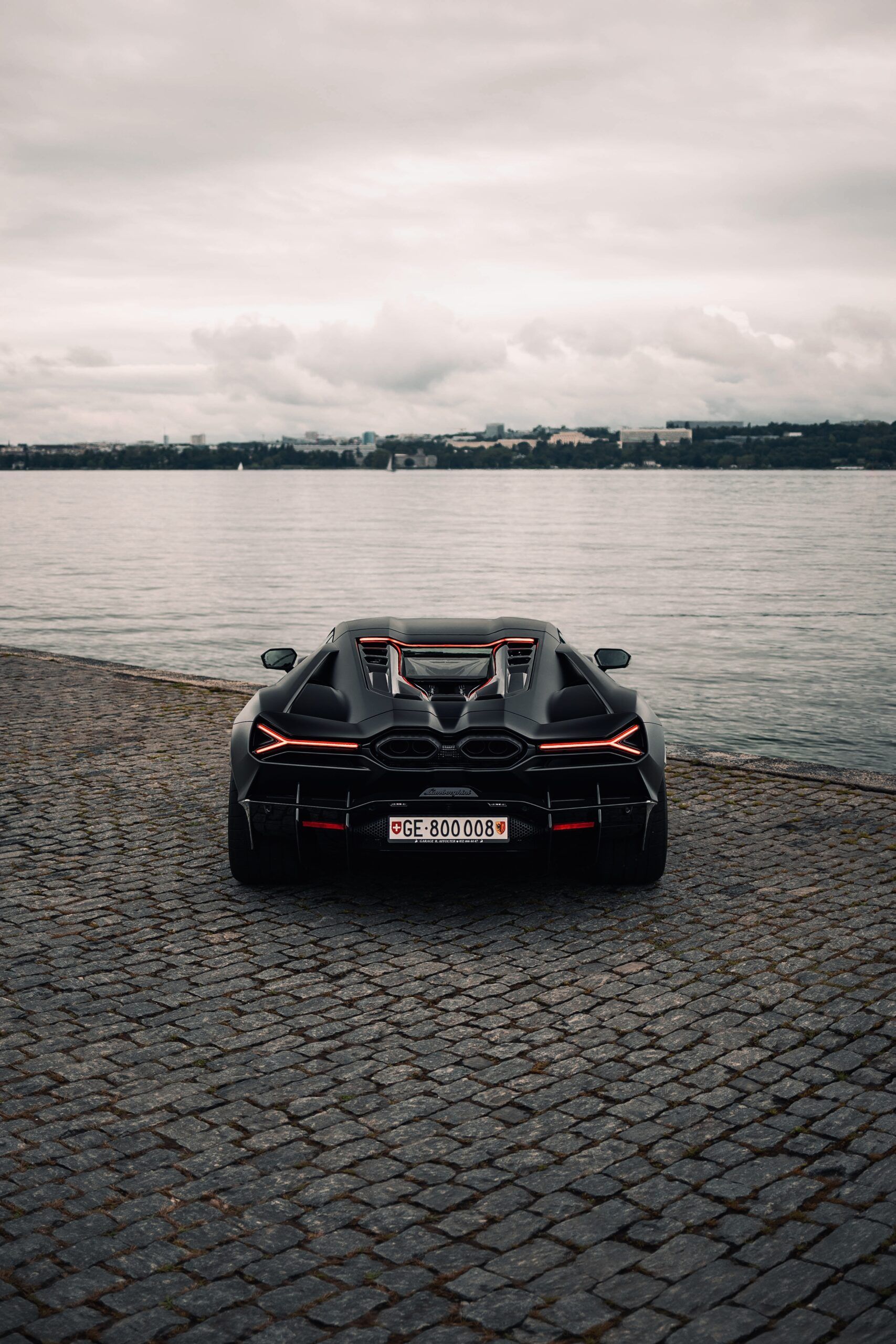 1707x2560 Lamborghini Revuelto