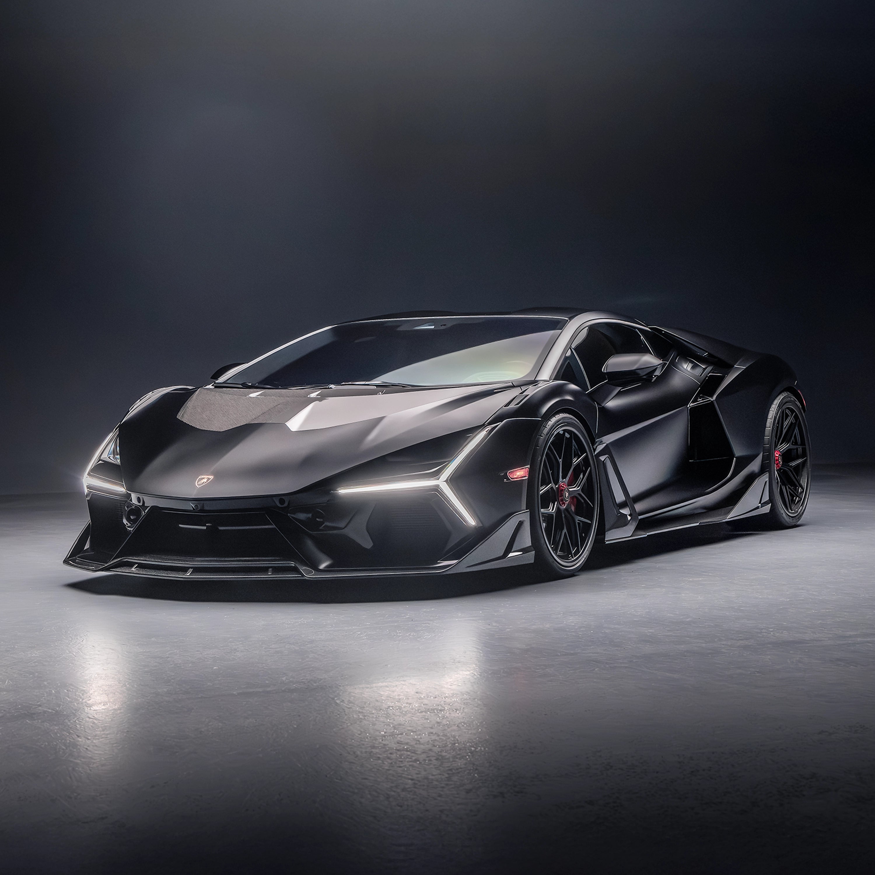 3000x3000 Lamborghini Revuelto Fiber Race Hood