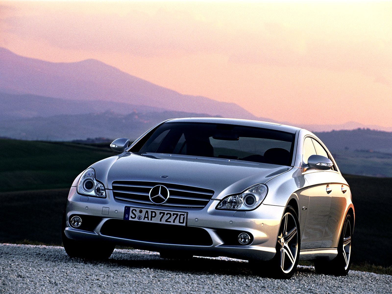 1600x1200 Mercedes Benz CLS63 AMG Wallpaperx1200