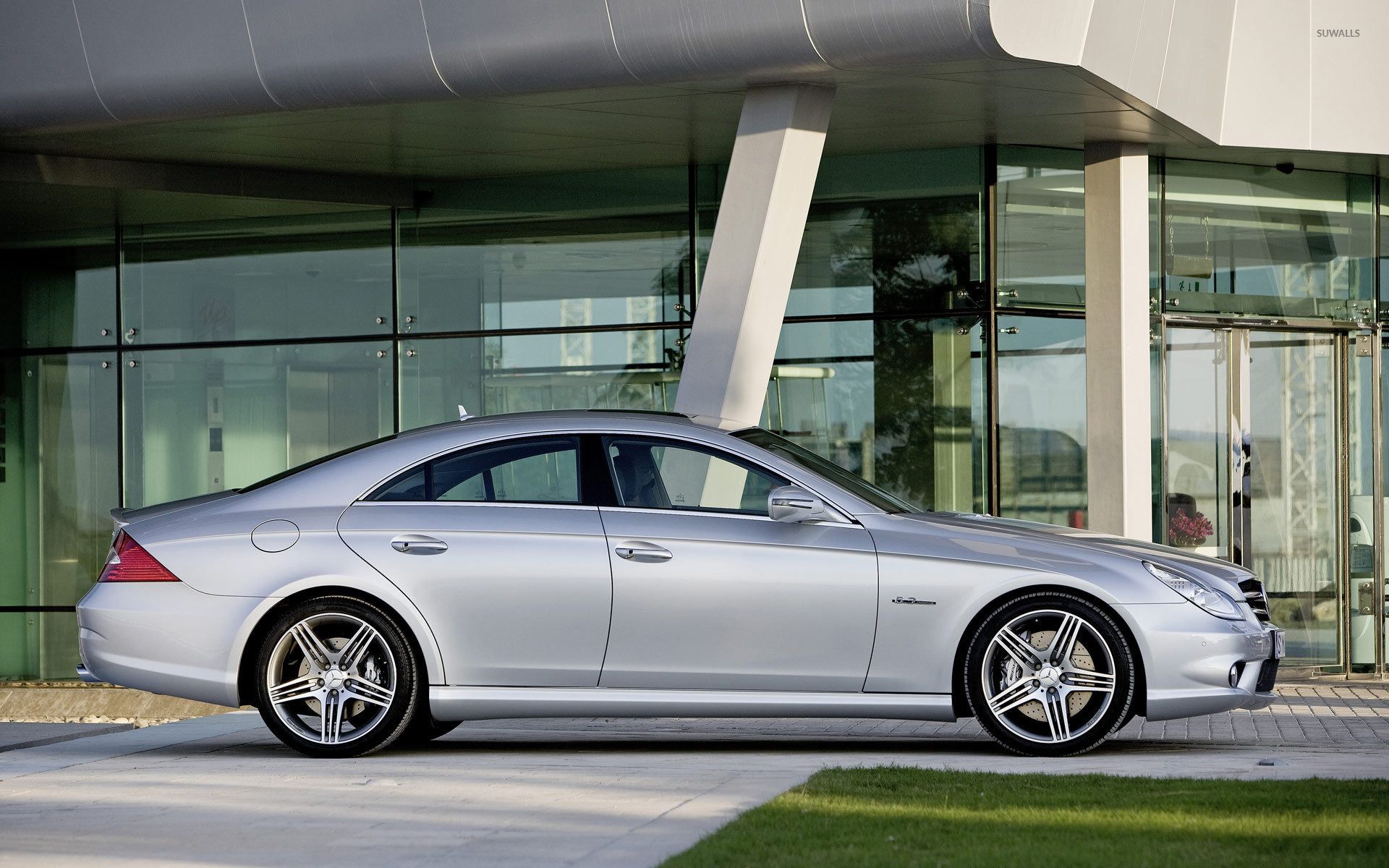 1920x1200 Mercedes Benz CLS Class Side View Wallpaper Wallpaper