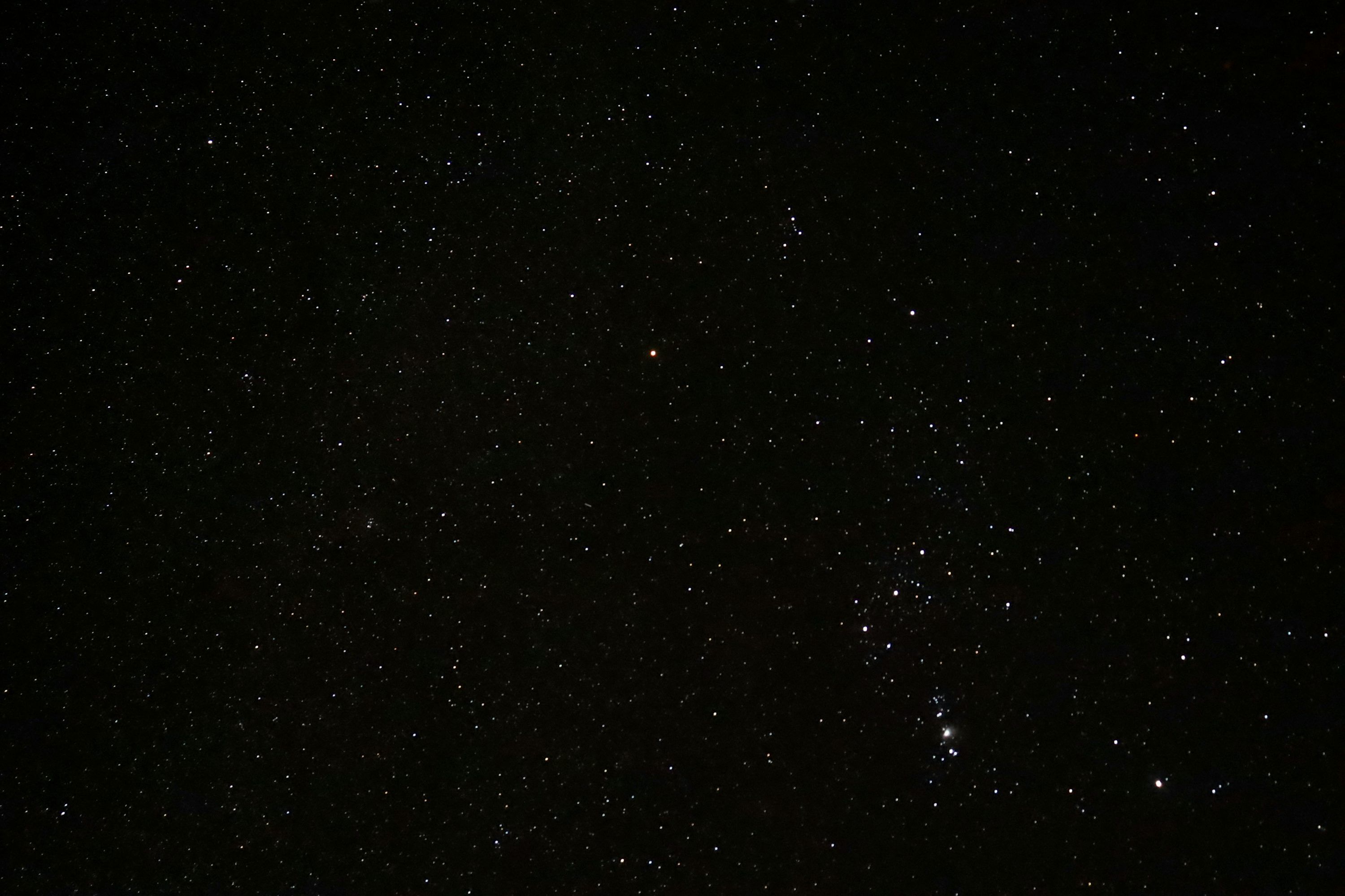 3000x2000 Black and white starry night photo