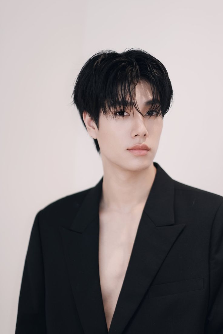 736x1103 Phuwin tangsakyuen icon. Phuwintang wallpaper, Pond phuwin, Thai actors