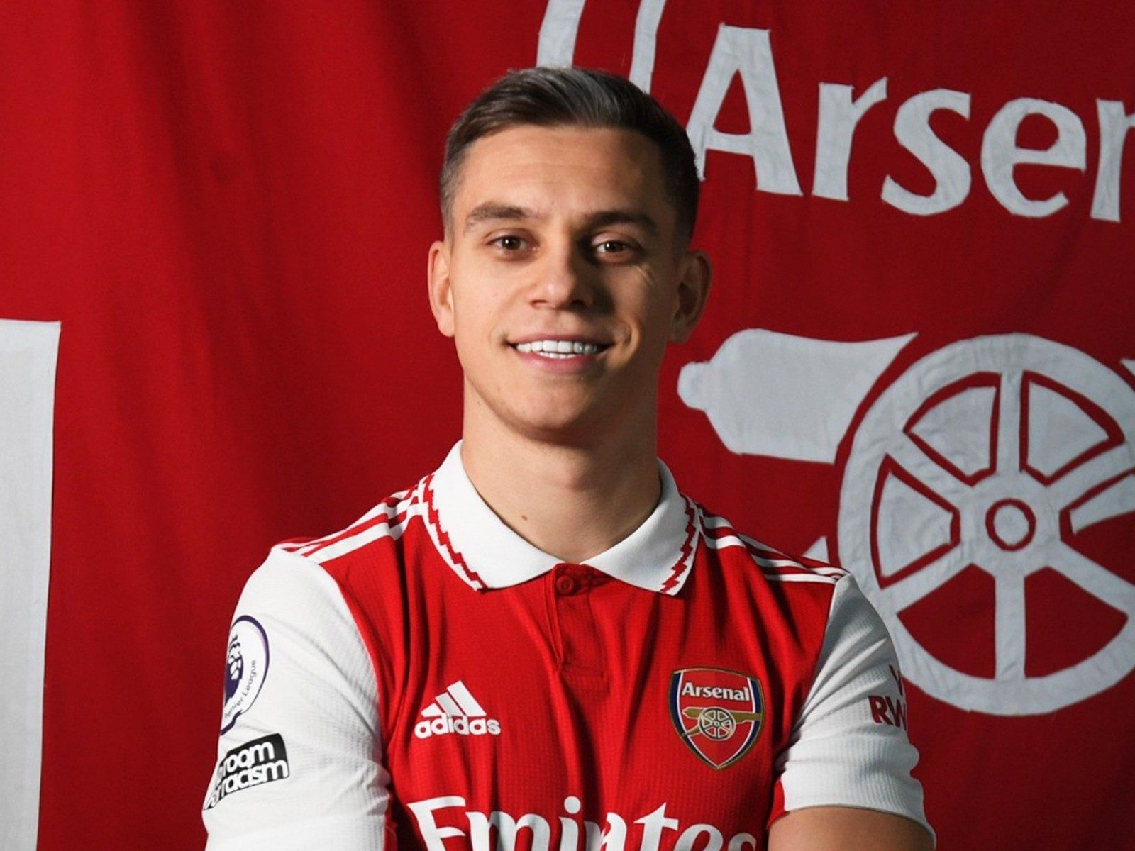 1600x1200 Leandro Trossard Wallpaper
