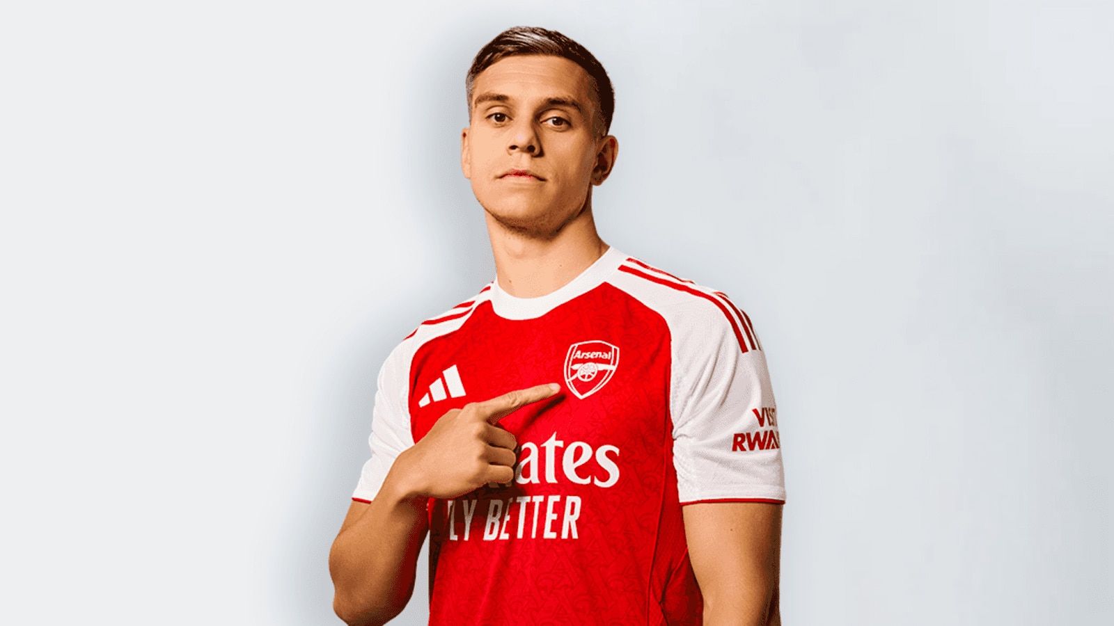 1600x900 Leandro Trossard. Players