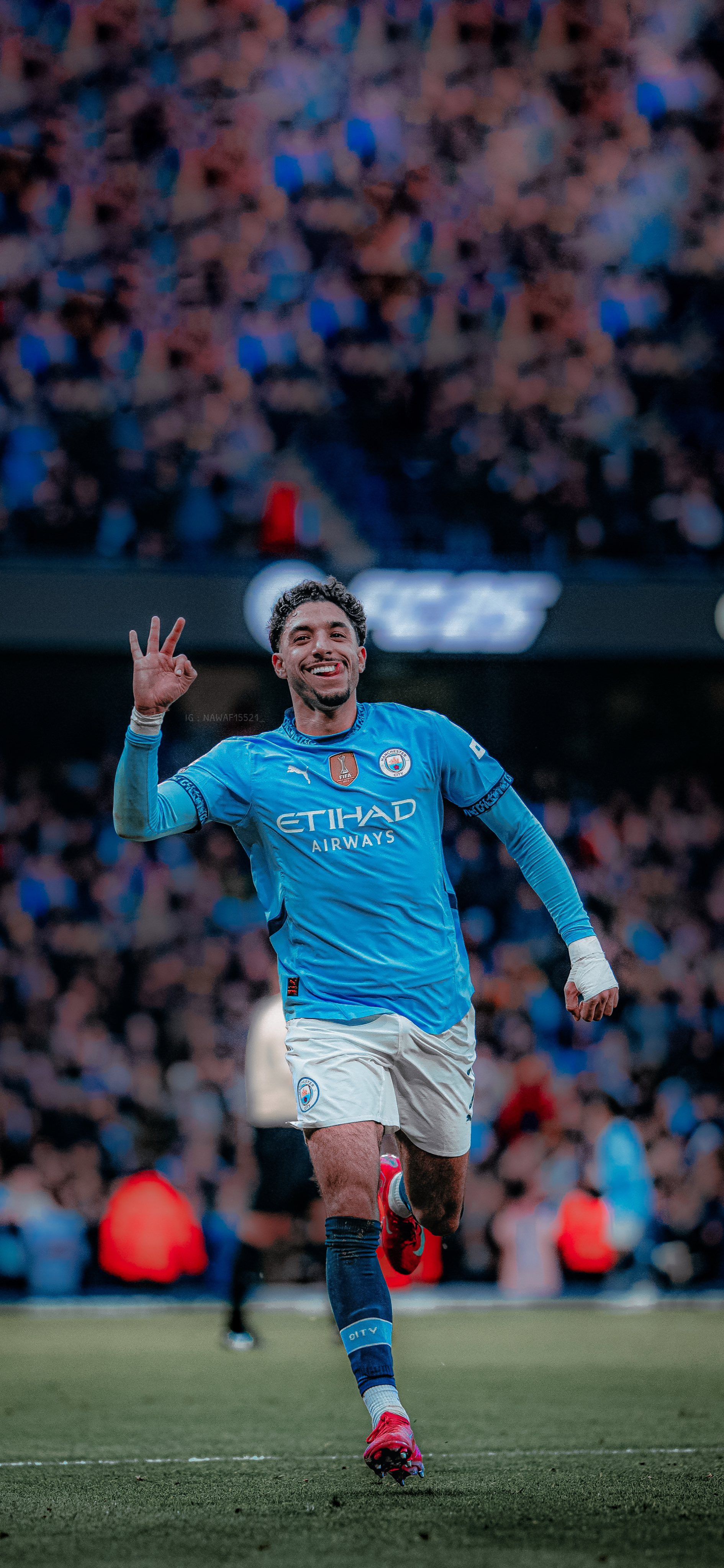 1890x4096 Marmoush Man City Wallpaper