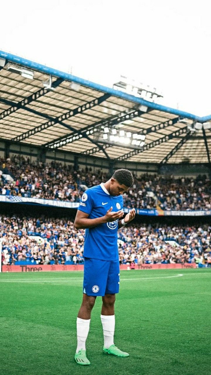 720x1280 Wesley Fofana
