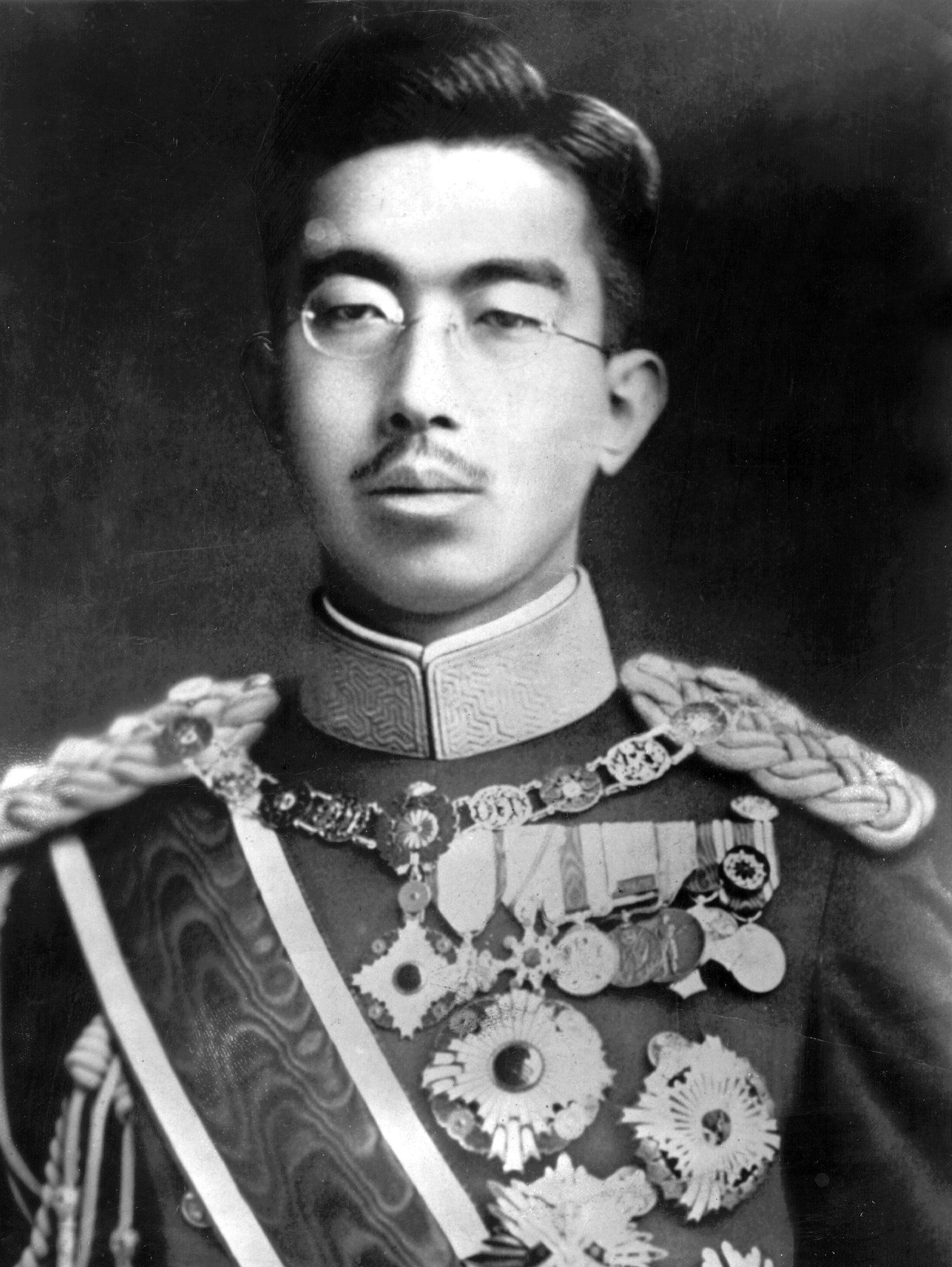 1538x2048 Aide's Diary Suggests Hirohito Agonized Over His War Responsibility