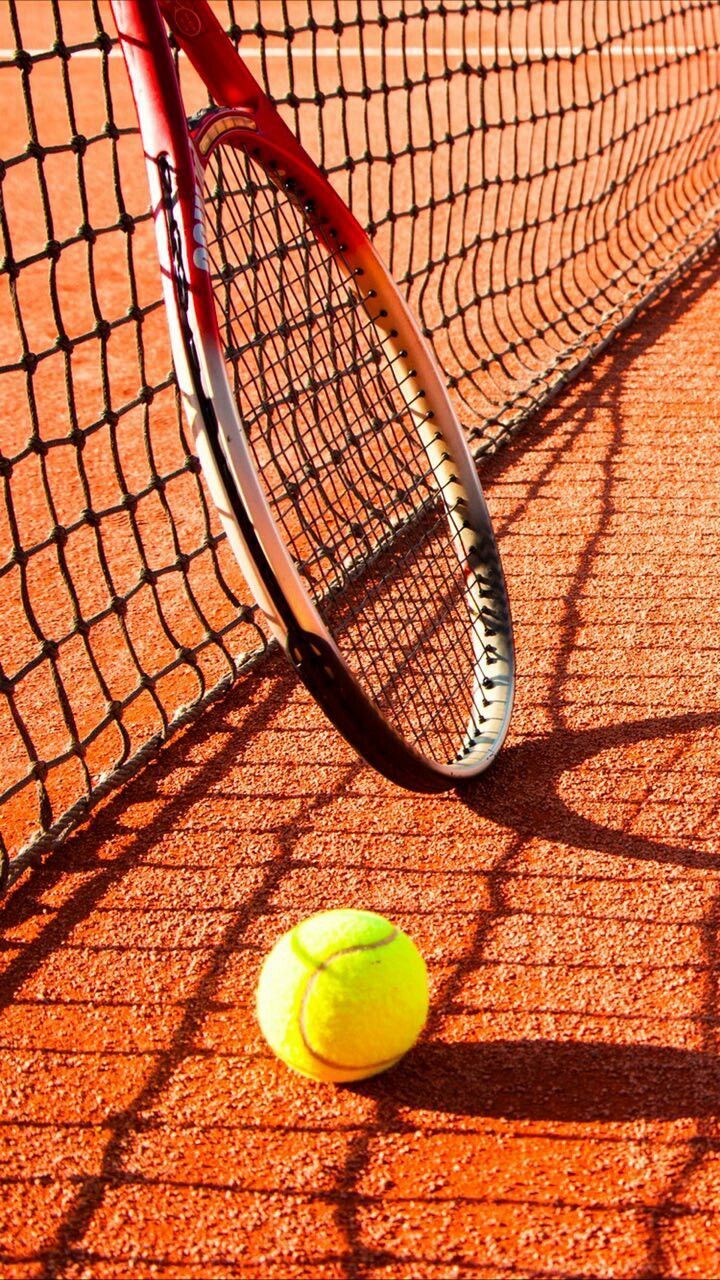 720x1280 Tennis Ball and Racket on Ground Bilder. Tenis court, Red tennis motivational poster, Tennis