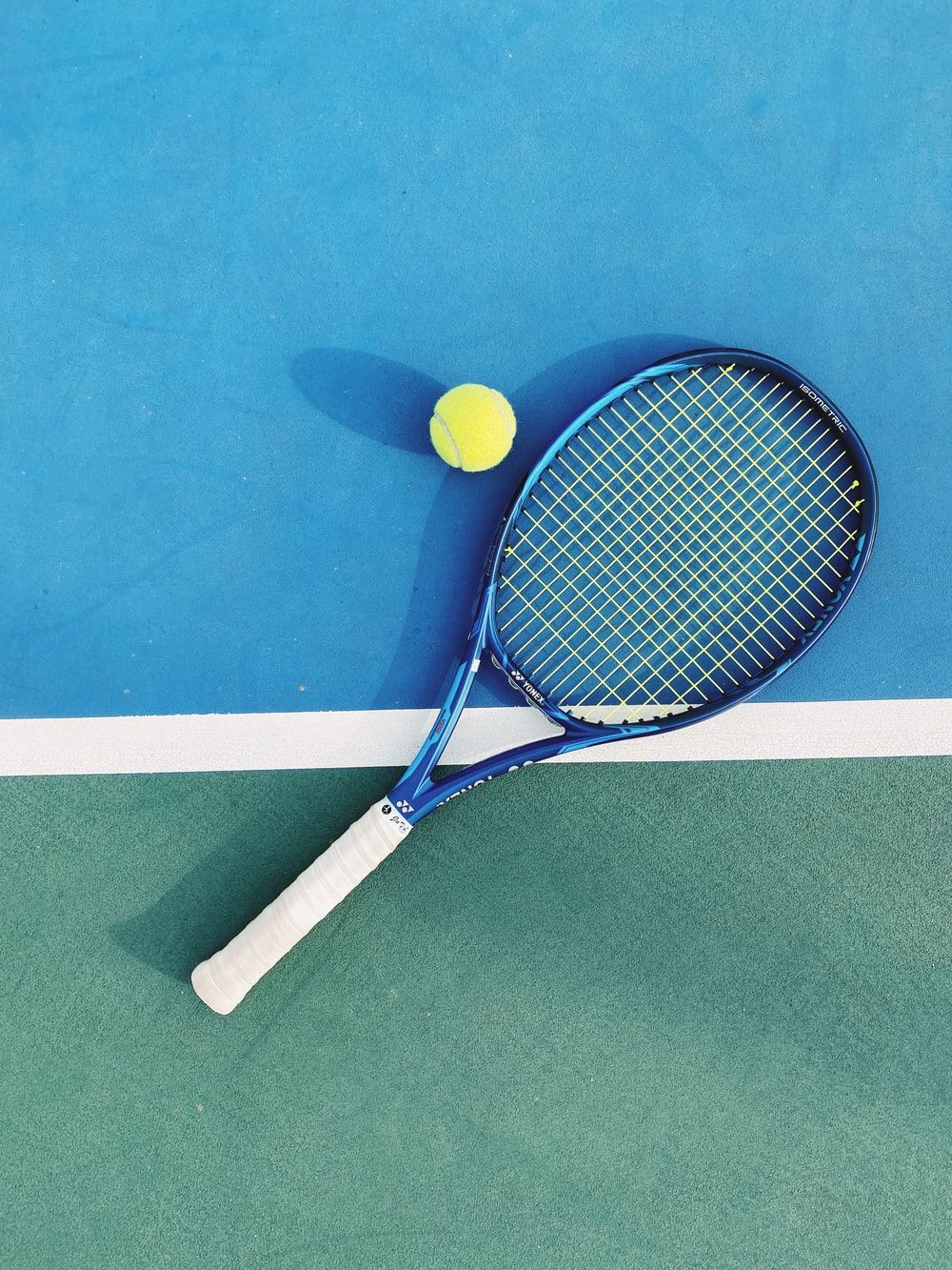 1000x1333 Tennis Racket Wallpaper