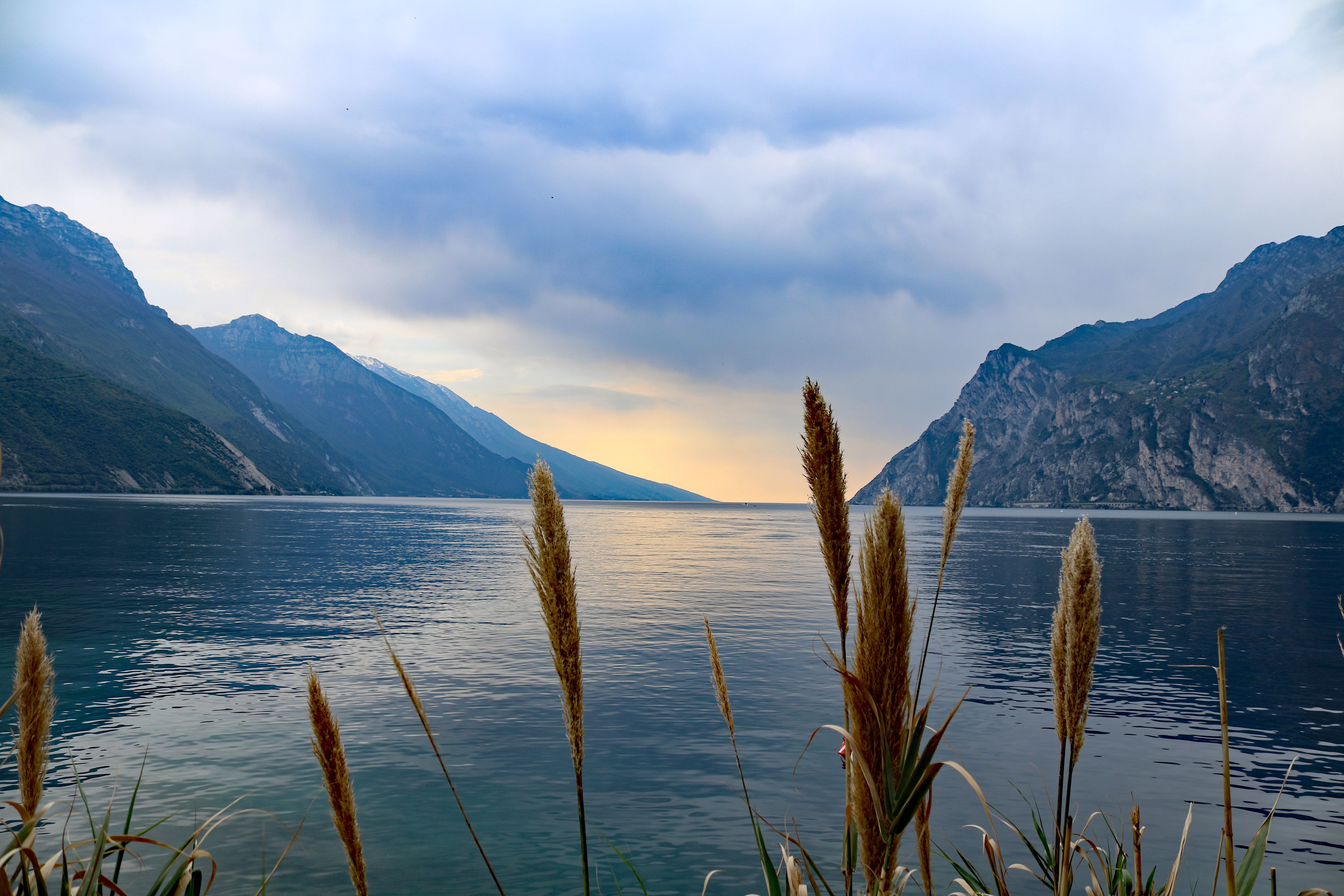 6000x4000 Photo of Lake Under Clouds · Free