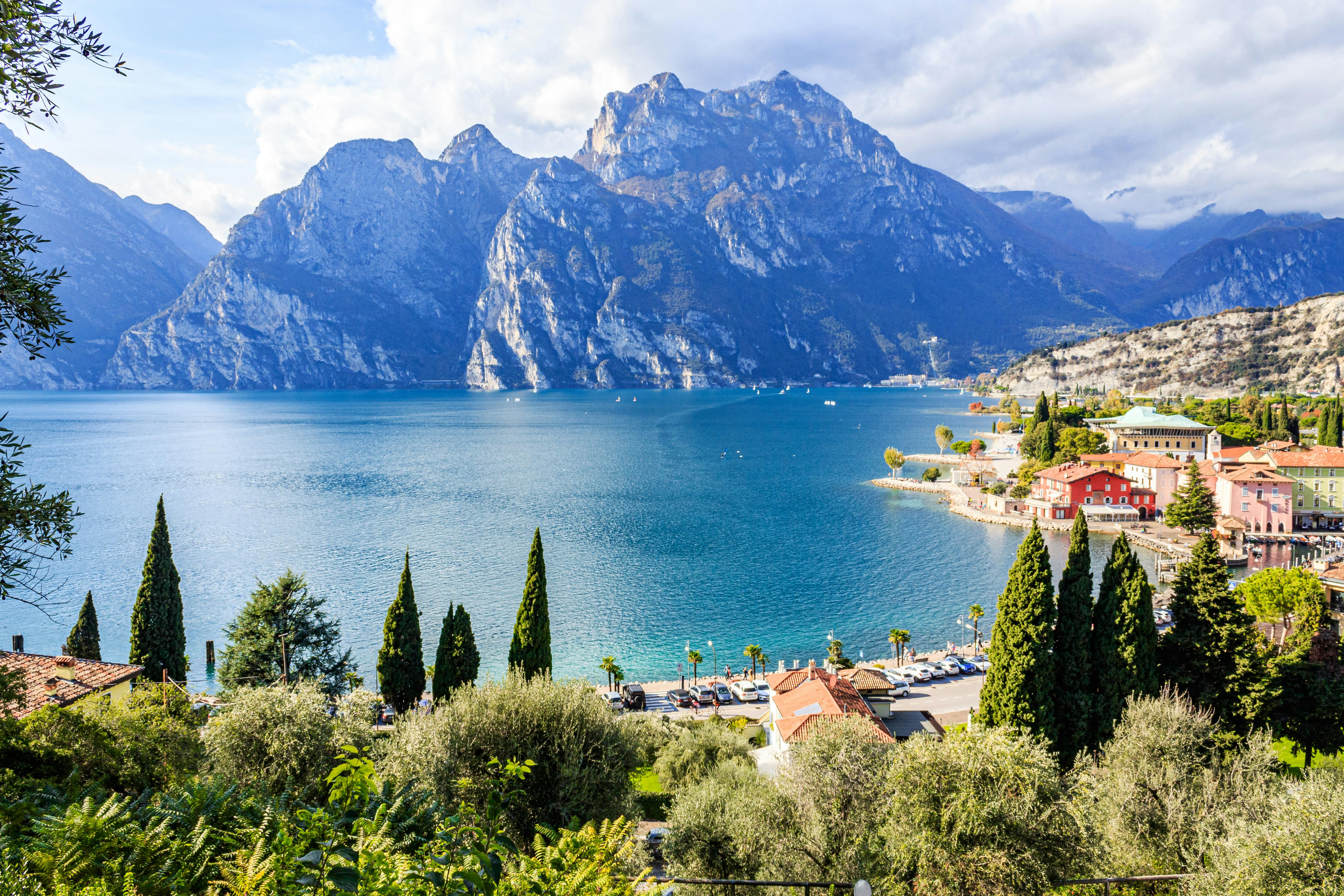 5184x3456 Lake Garda Walking Holidays 2026 2027. Lake Garda Austria Summer Holiday