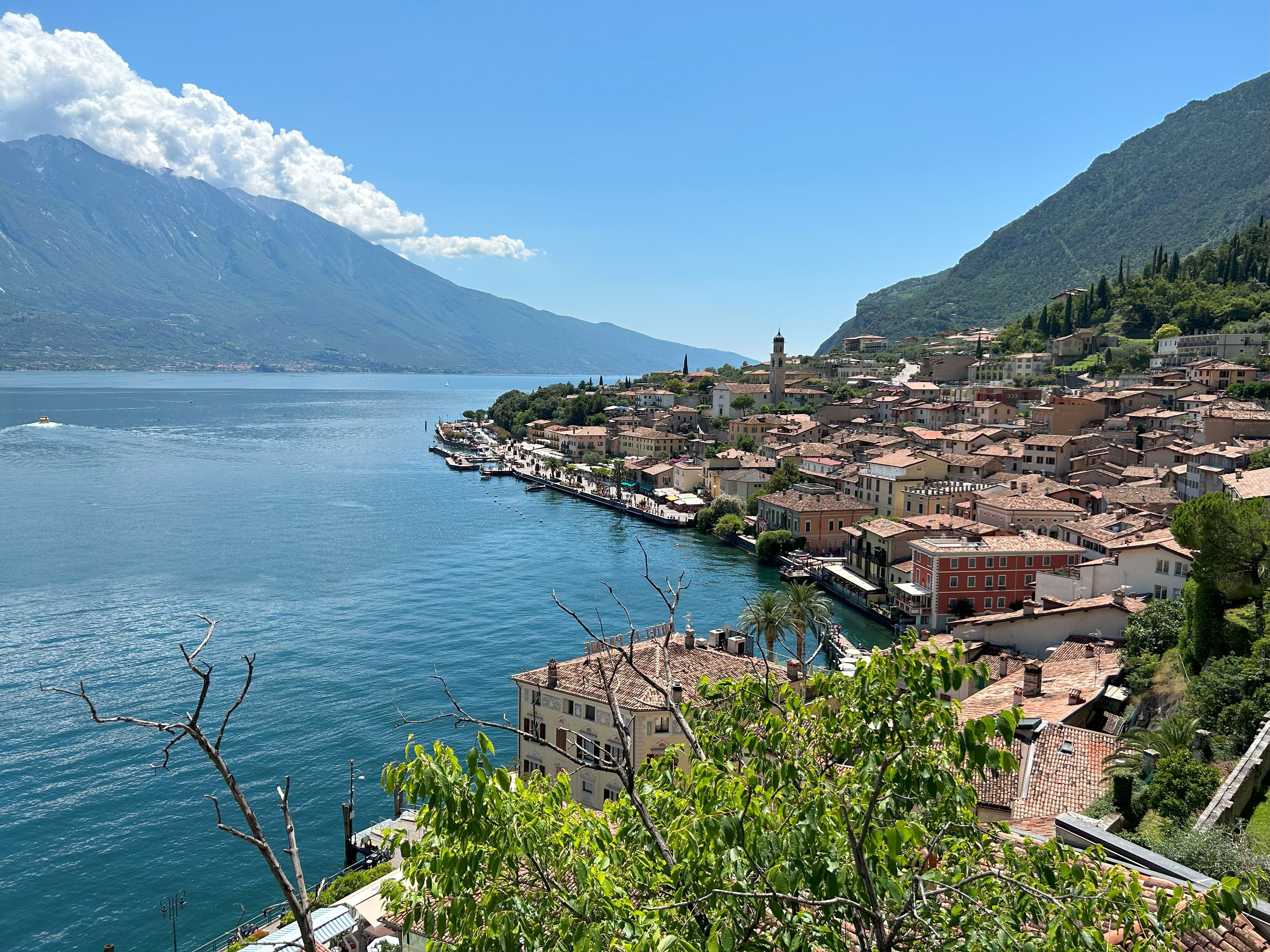 4032x3024 Free image of Lake Garda
