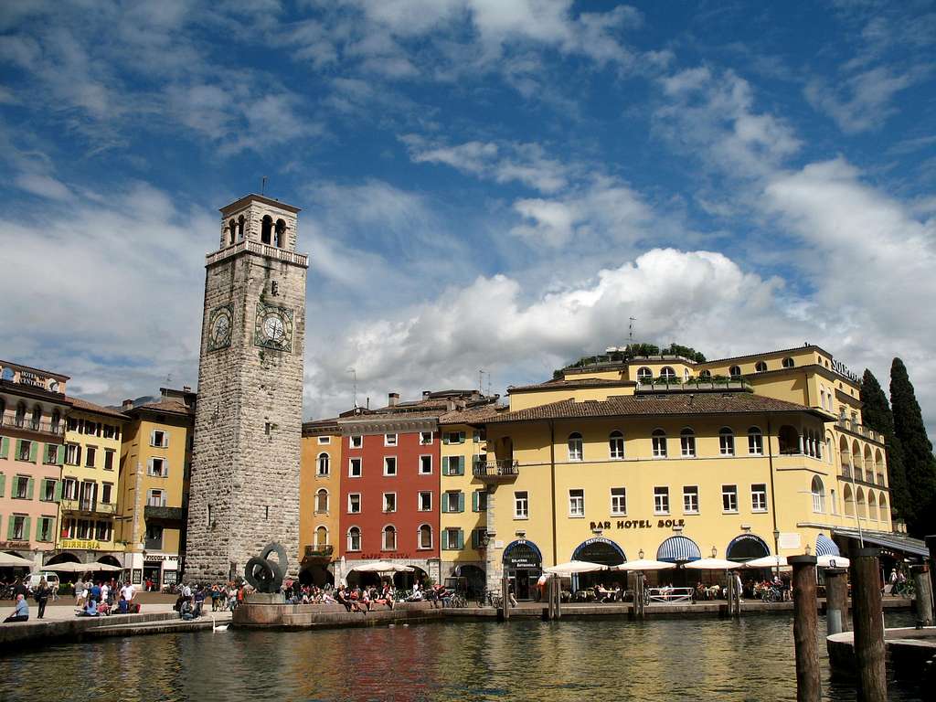1024x768 A week in Riva del Garda : Trip Reports