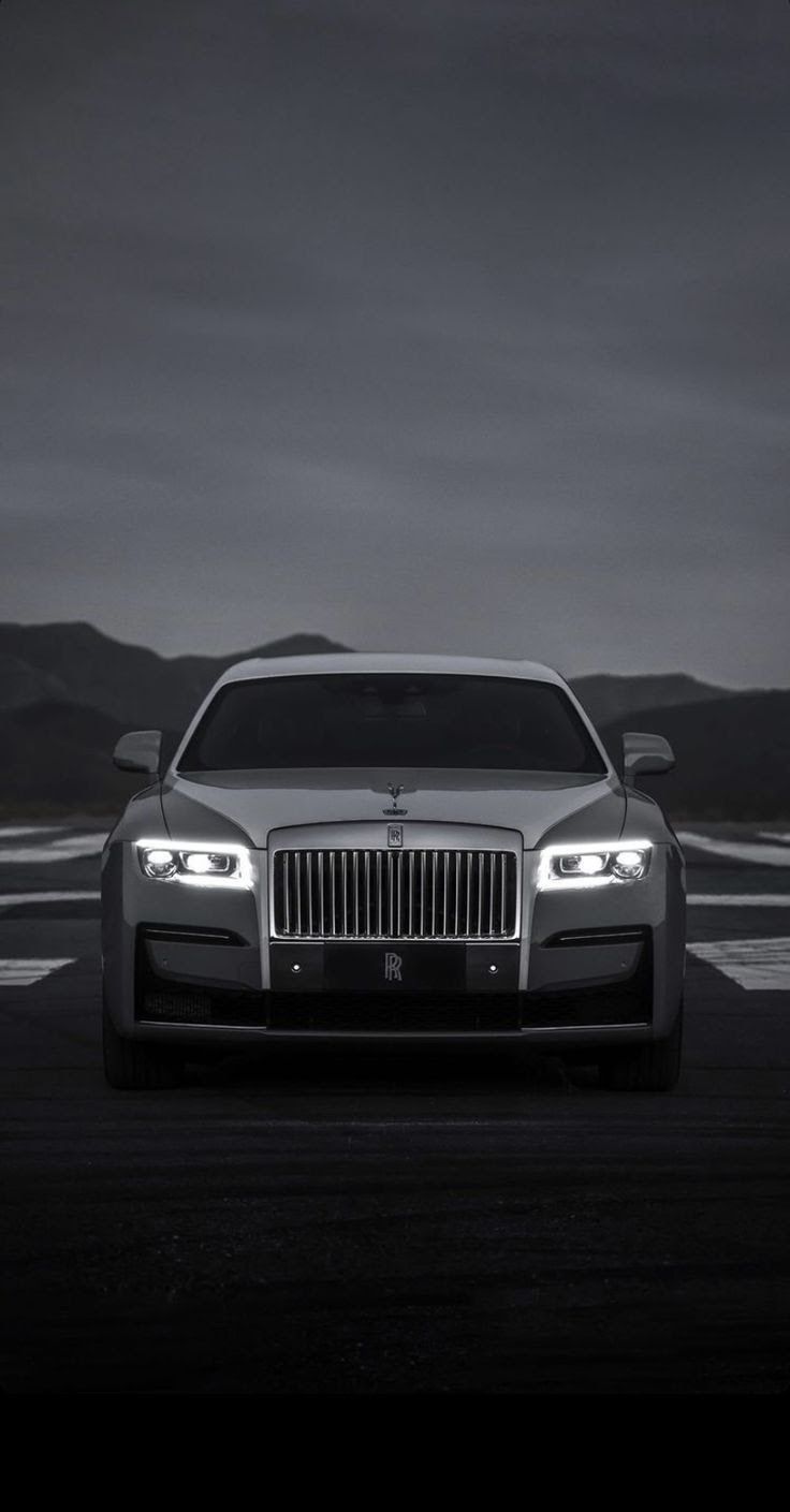 736x1409 Cars dark wallpaper for android ideas. classic car studio lighting, antique car black background, classic car black background