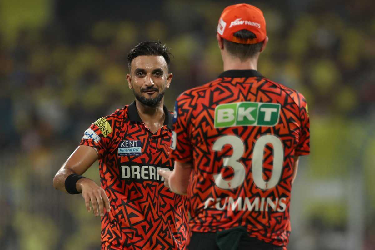 1200x800 Harshal Patel Photo. Image Gallery and Match Picture