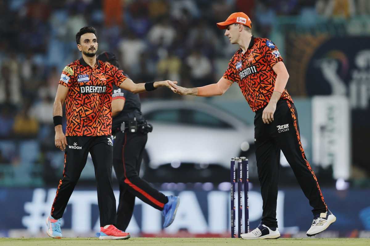 1200x800 Harshal Patel Photo. Image Gallery and Match Picture