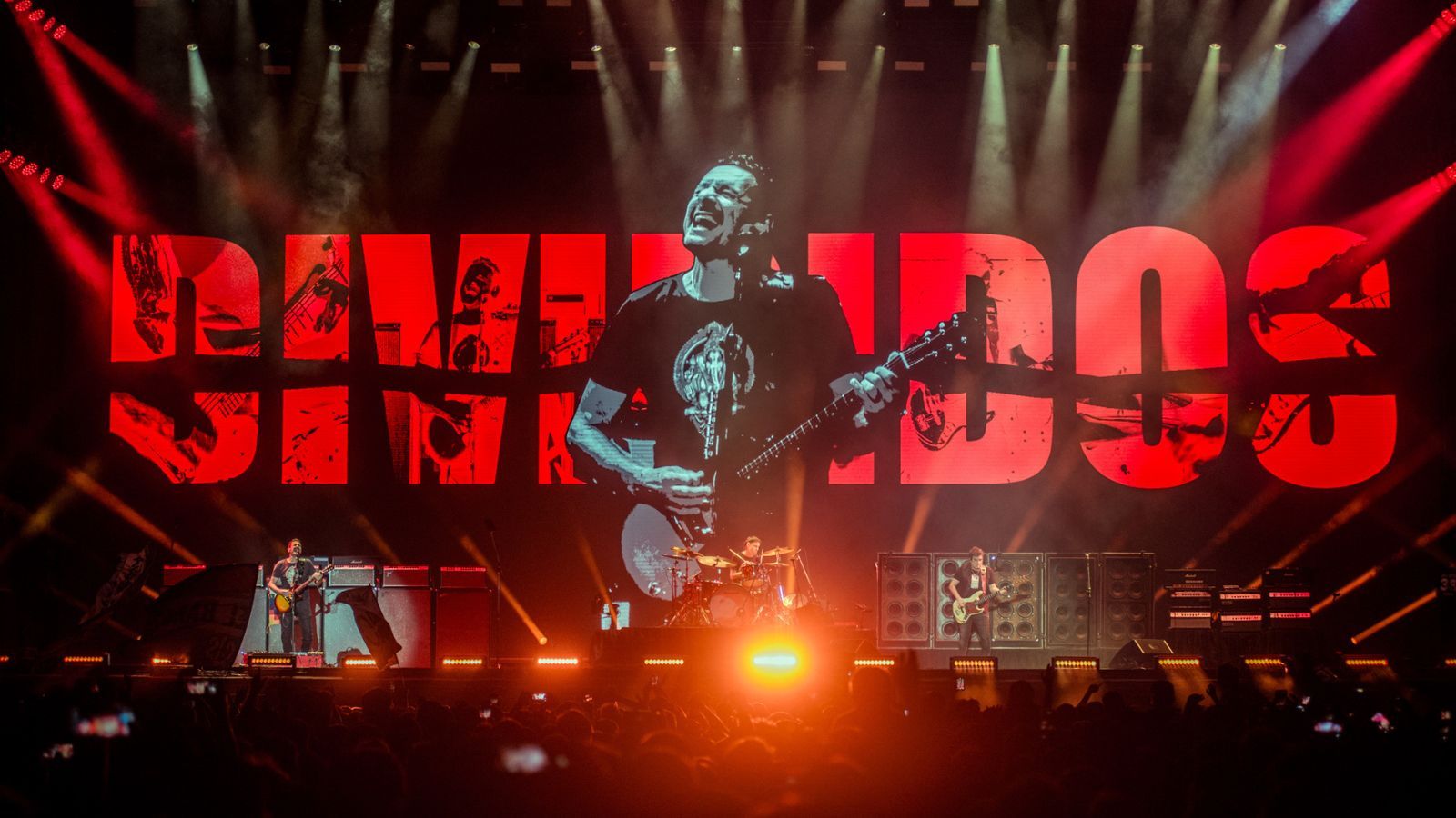 1600x900 Ya son leyenda viva (Divididos vuelve a UY a todo rock)