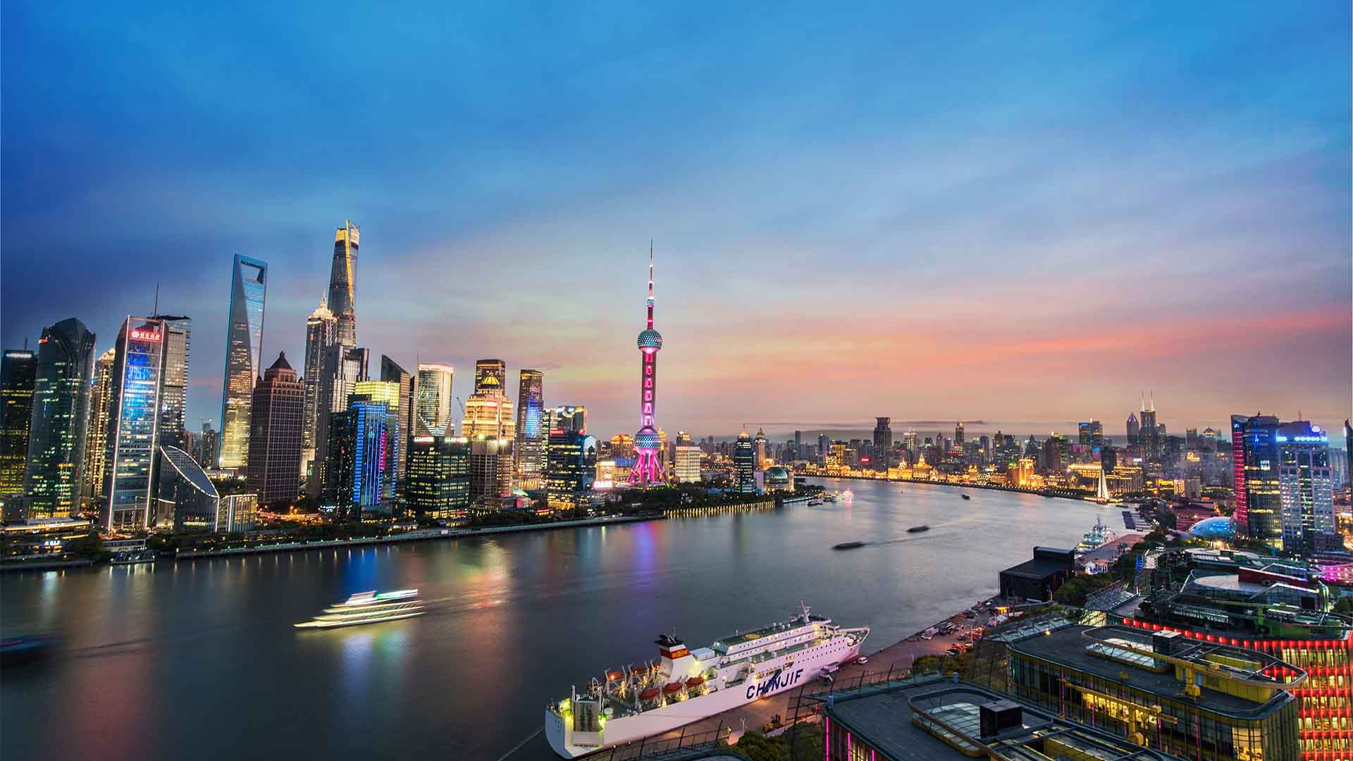 1920x1080 The Bund, Shanghai: Historic waterfront area