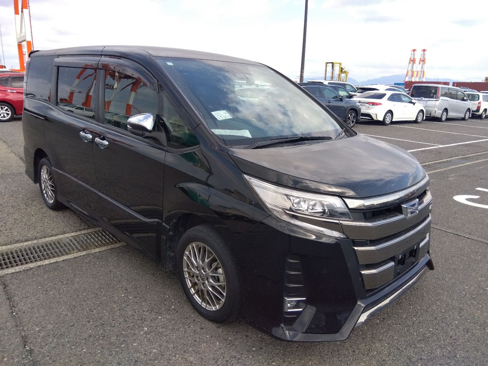 1600x1200 TOYOTA NOAH HV SI WXB 3 2021