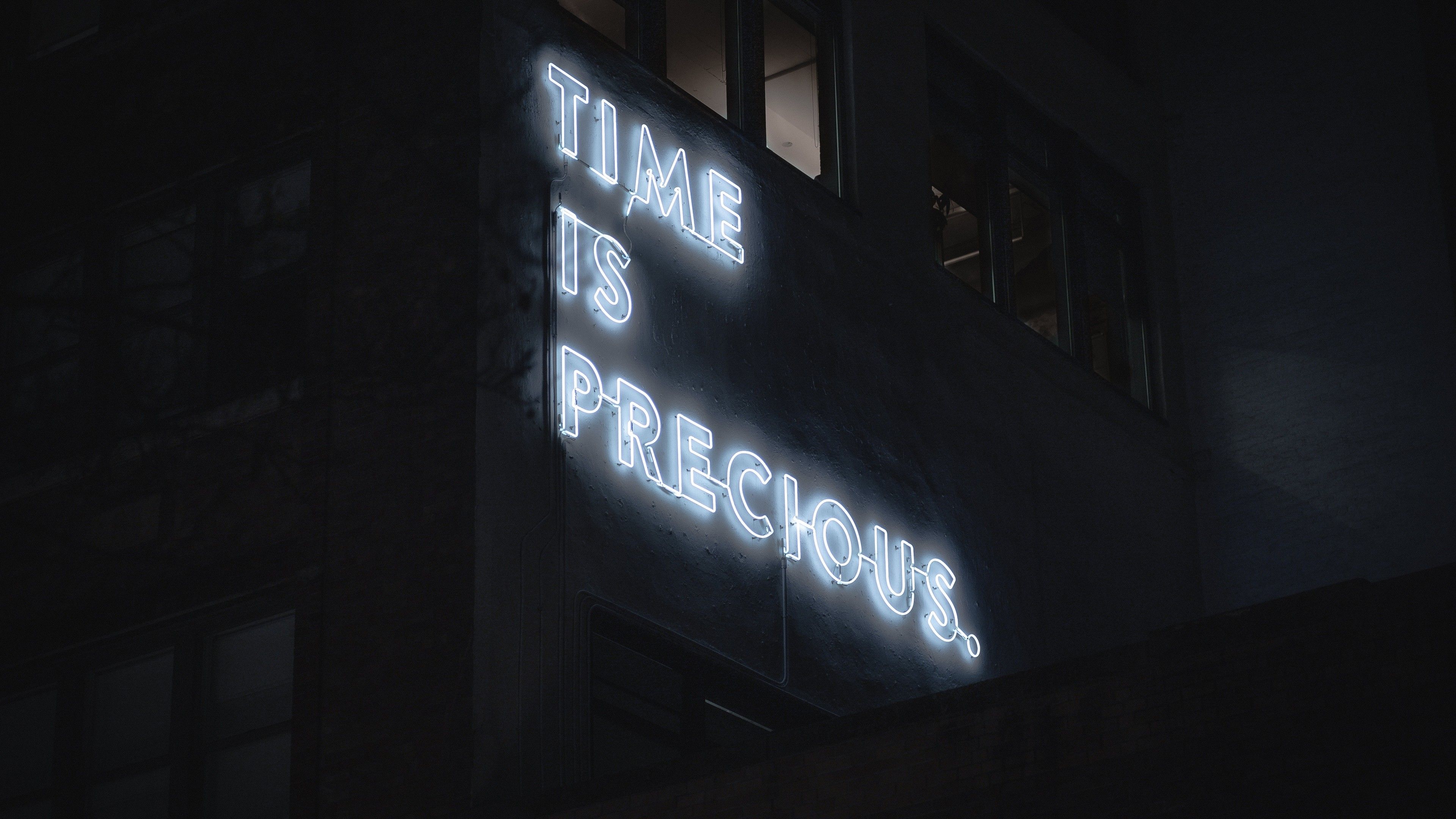 3840x2160 Time Is Precious 4K 5K HD Inspirational Wallpaper