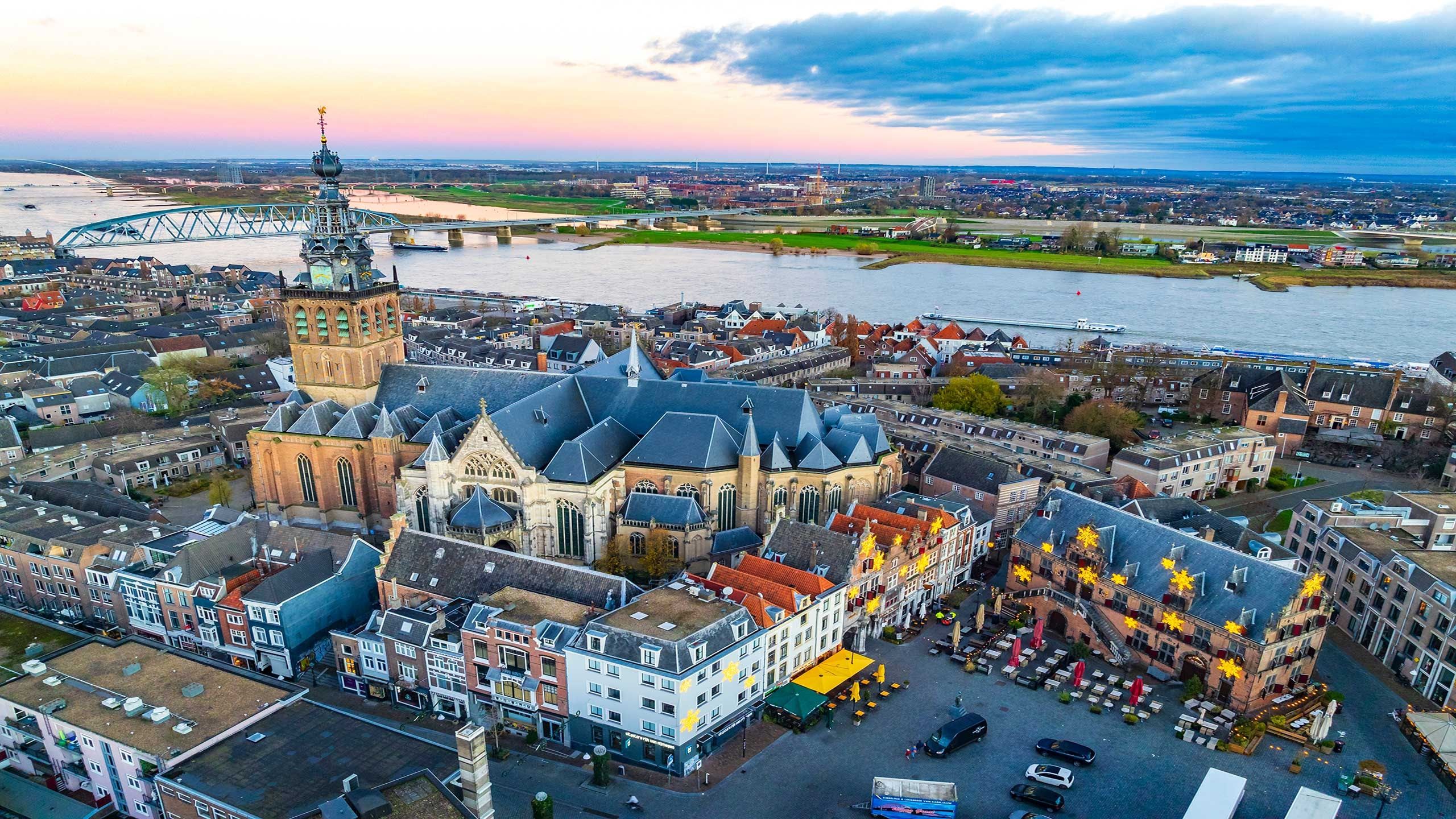 2560x1440 River Cruises to Nijmegen, The Netherlands. Celebrity River Cruises
