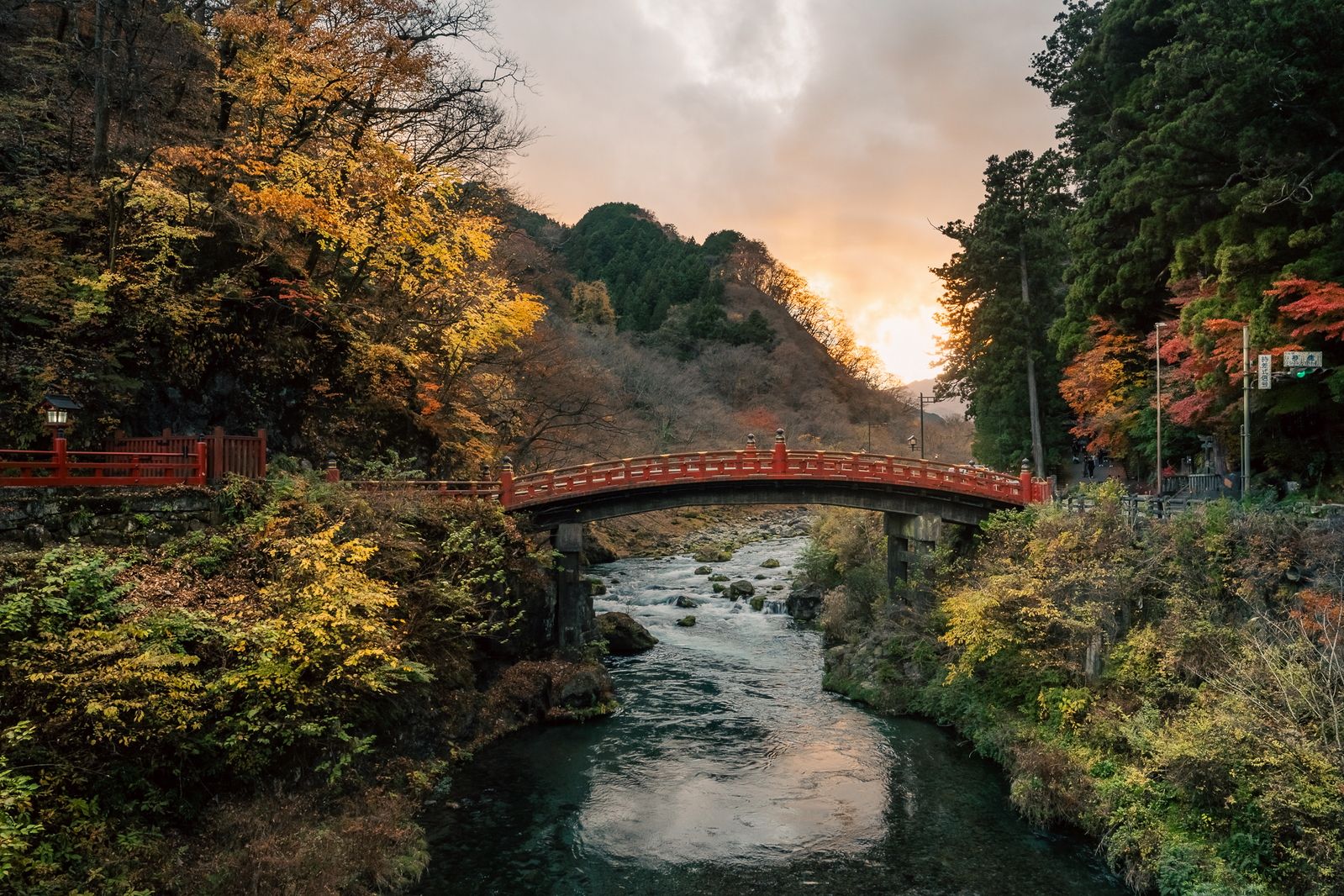 1599x1066 Shinkyō Bridge photo spot, Nikko
