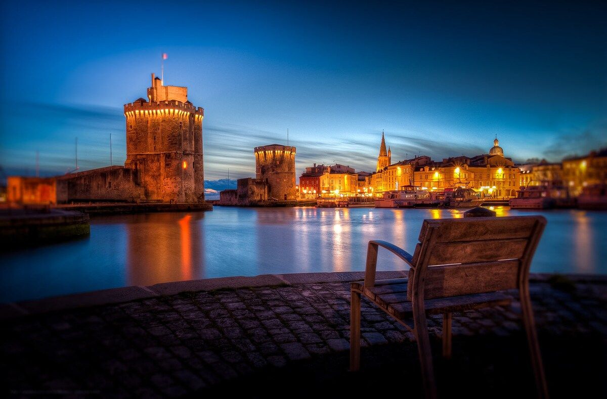 1200x789 LA ROCHELLE