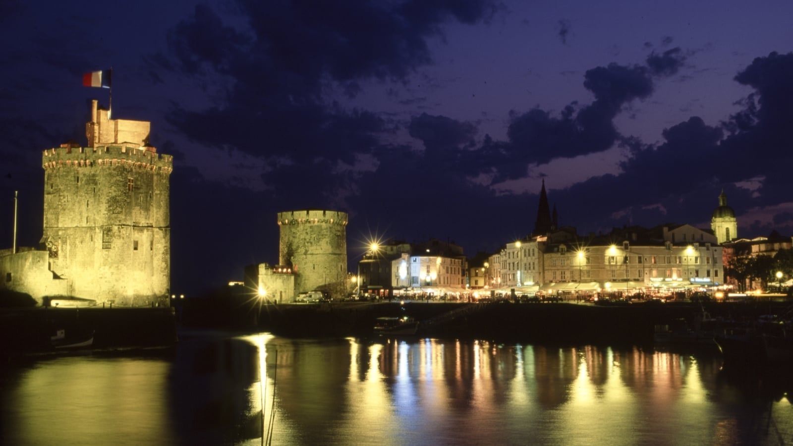 1600x900 Who were the Irish who moved to La Rochelle in the 17th century?