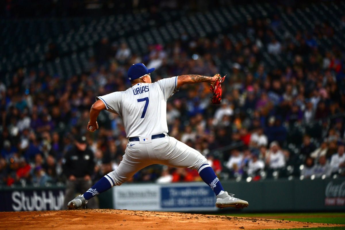1200x800 Julio Urías se quedó con ganas de acumular su triunfo 19 de la temporada
