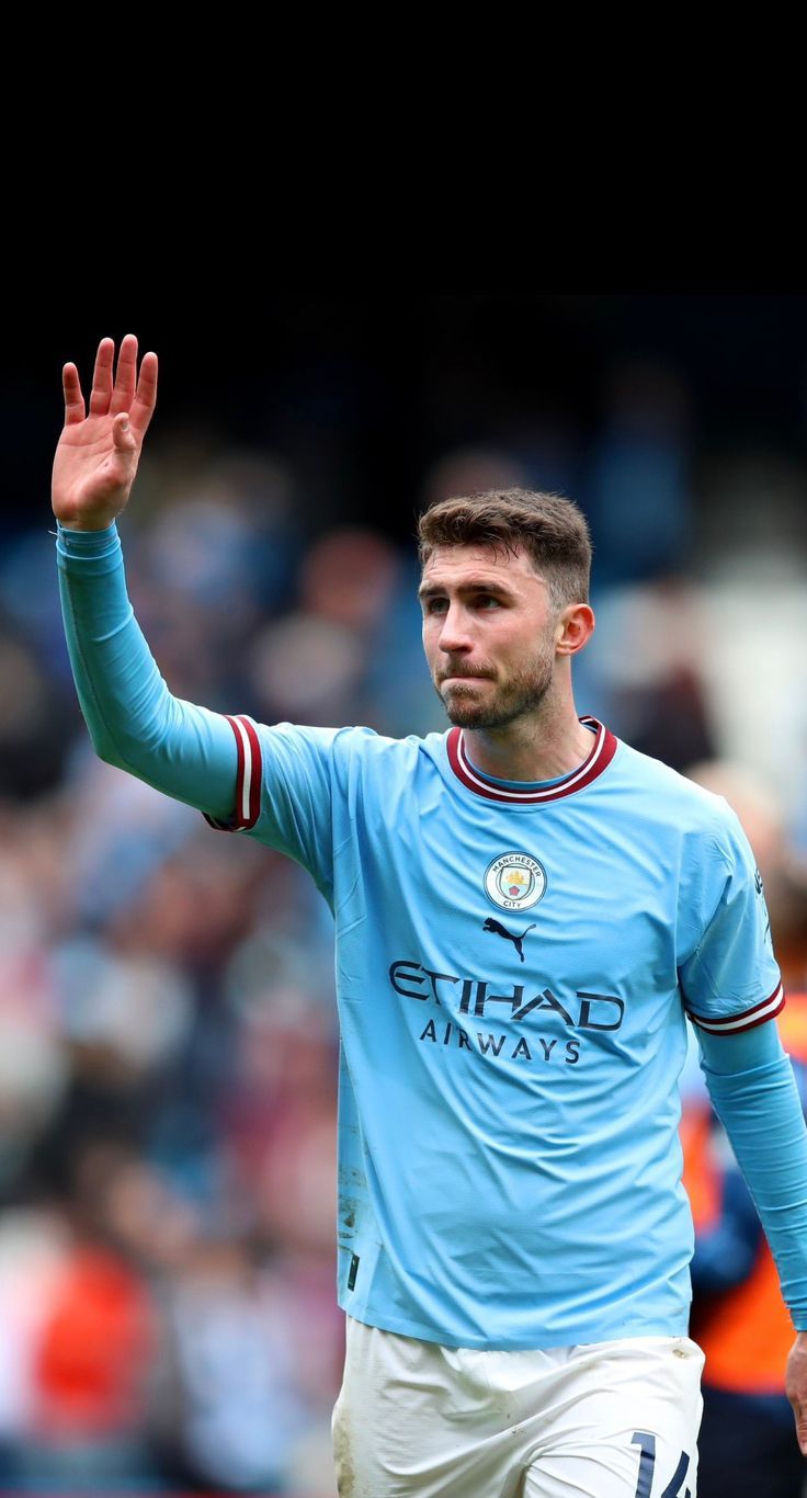 736x1366 Laporte