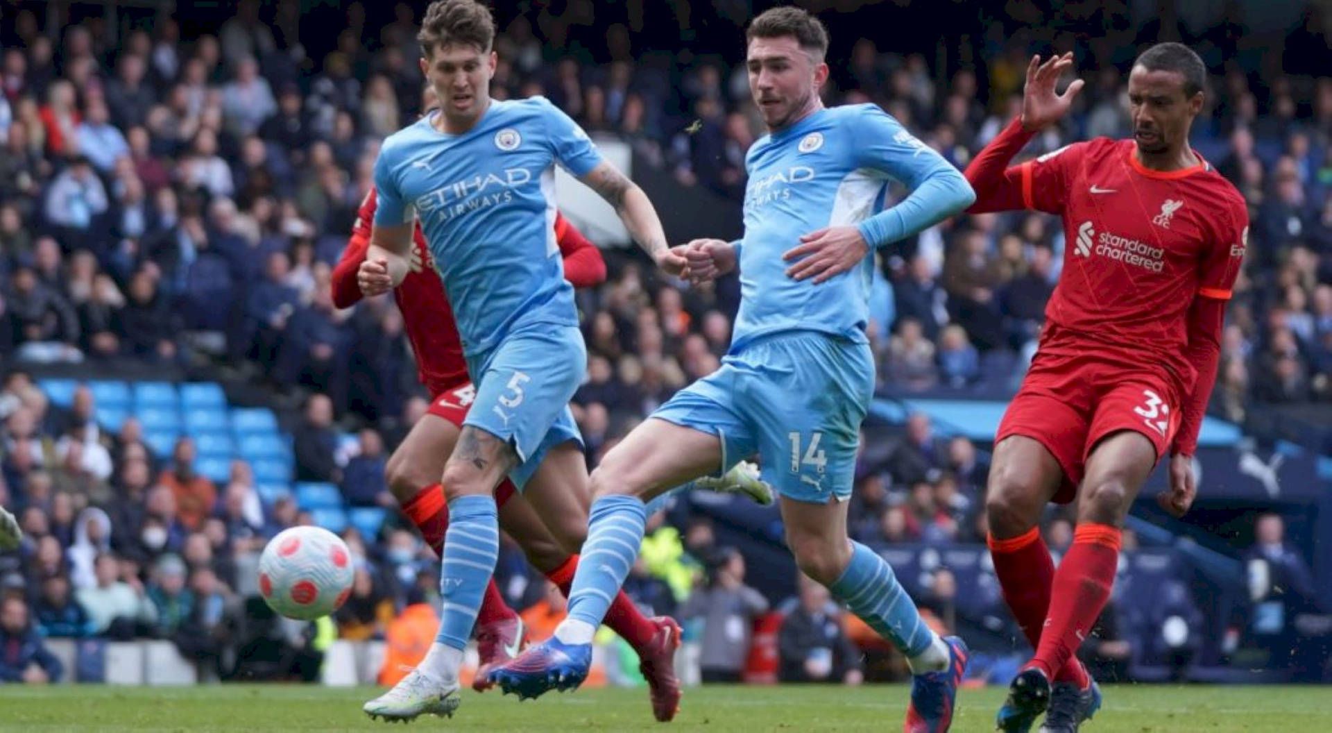 1920x1056 Download Aymeric Laporte During Football Game Wallpaper