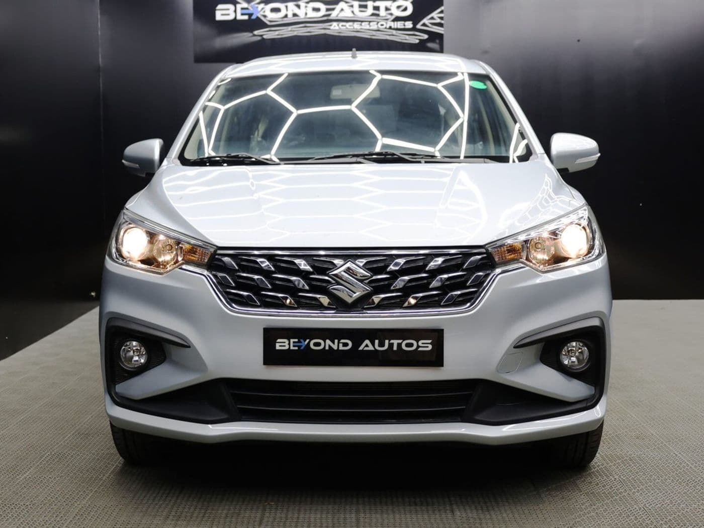 1400x1050 Suzuki Ertiga GLX 1.5L 4 Cyl Petrol FWD A T. Beyond Autos Export From Dubai