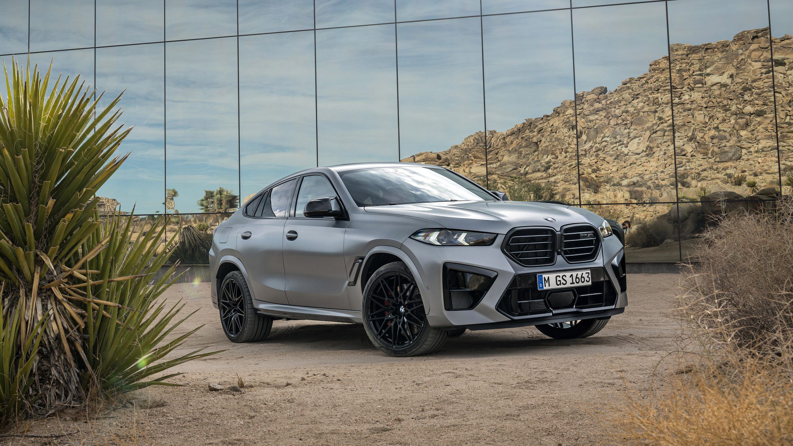 2560x1440 BMW X6 M Competition Wallpaper 2024 BMW X6 M Competition Wallpaper