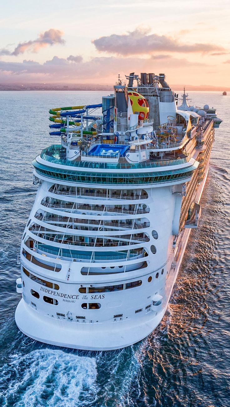 736x1299 Independence of the Seas. Cruise Ships. Royal Caribbean Cruises
