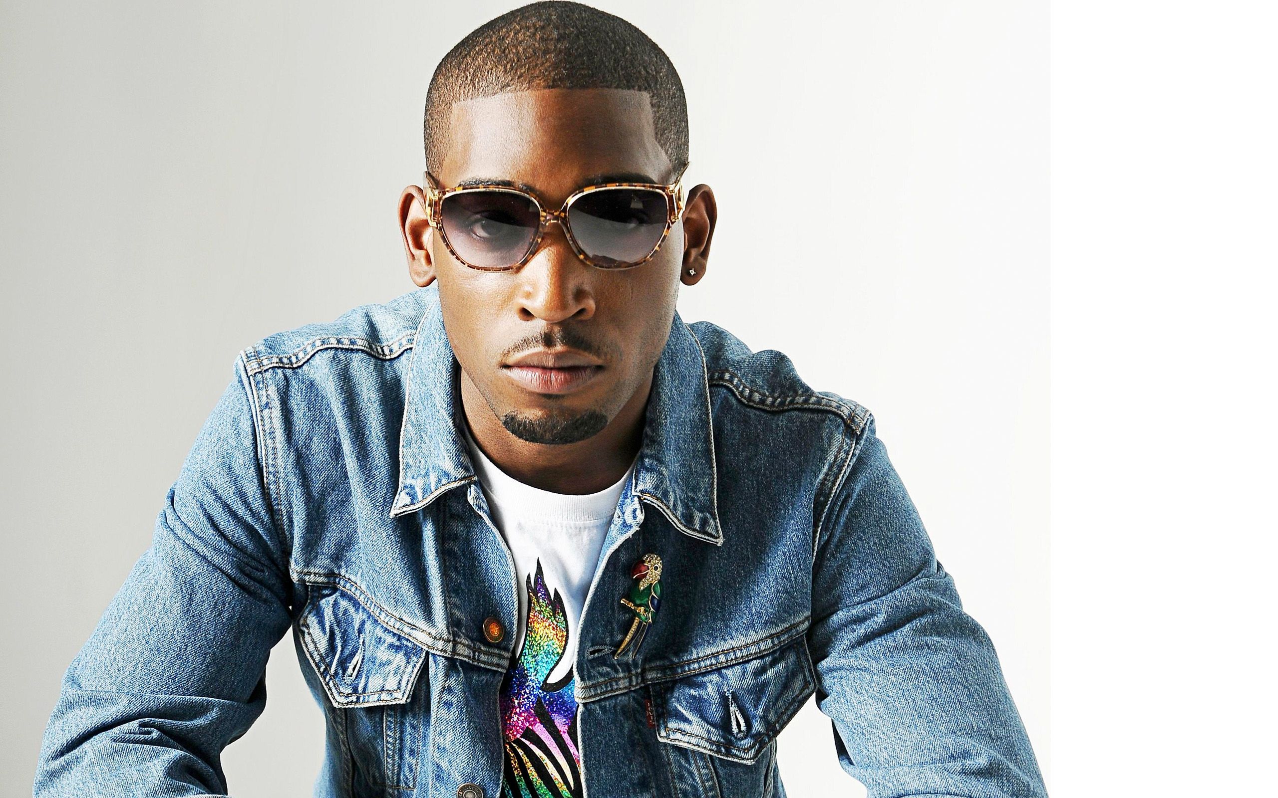 2560x1600 Tinie Tempah Bundoran, County Donegal