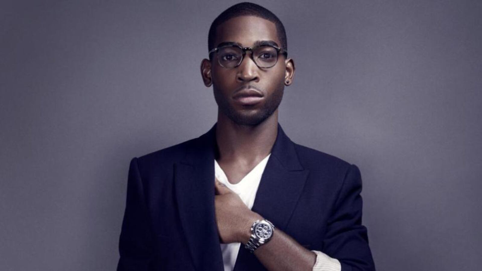 1600x900 Tinie Tempah: Movin' on up