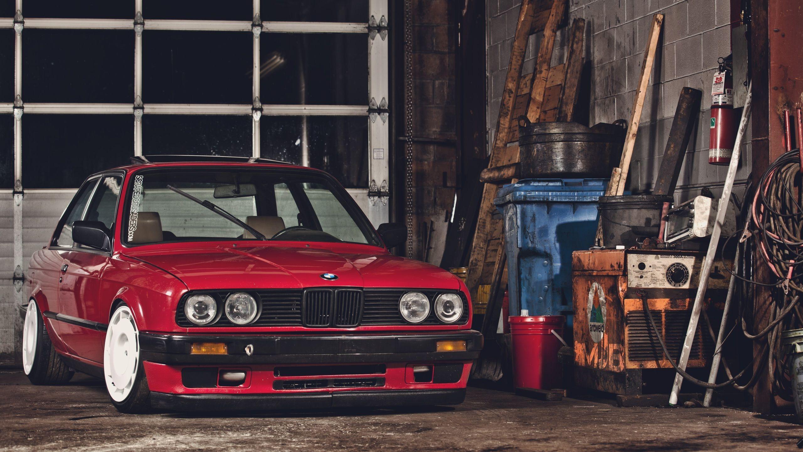 2560x1440 Bmw E Coupe, Garage, Boomer E30 Wallpaper HD