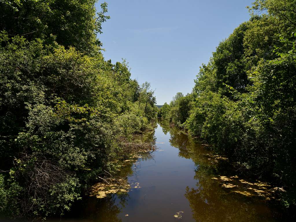 1024x768 Scene at the Camillus Erie Canal Park in Camillus, New York, which encompasses the first enlargement of the Erie Canal at its midpoint Domain Media Search Engine Public