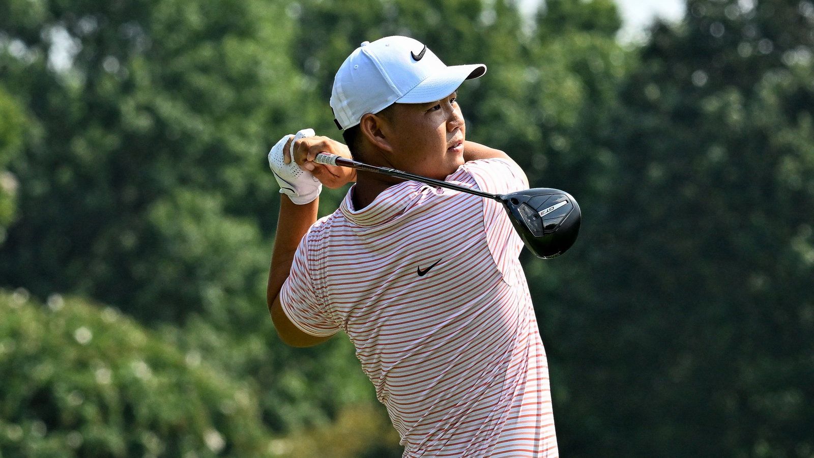 1600x900 PGA Tour golfer's grovelling apology met with mixed reaction
