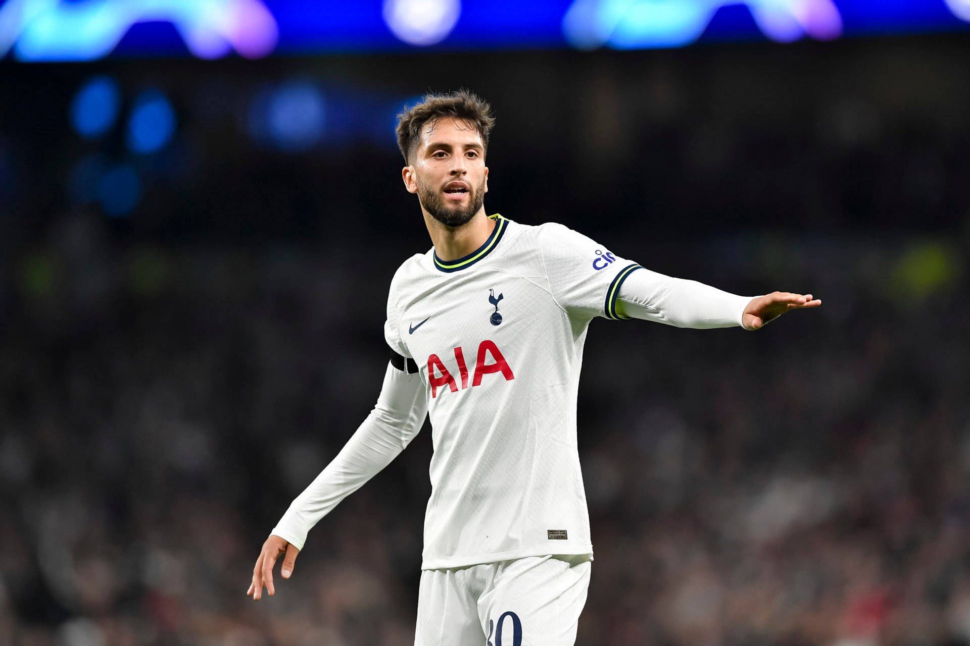 1920x1280 Download Rodrigo Bentancur On The Field Wallpaper