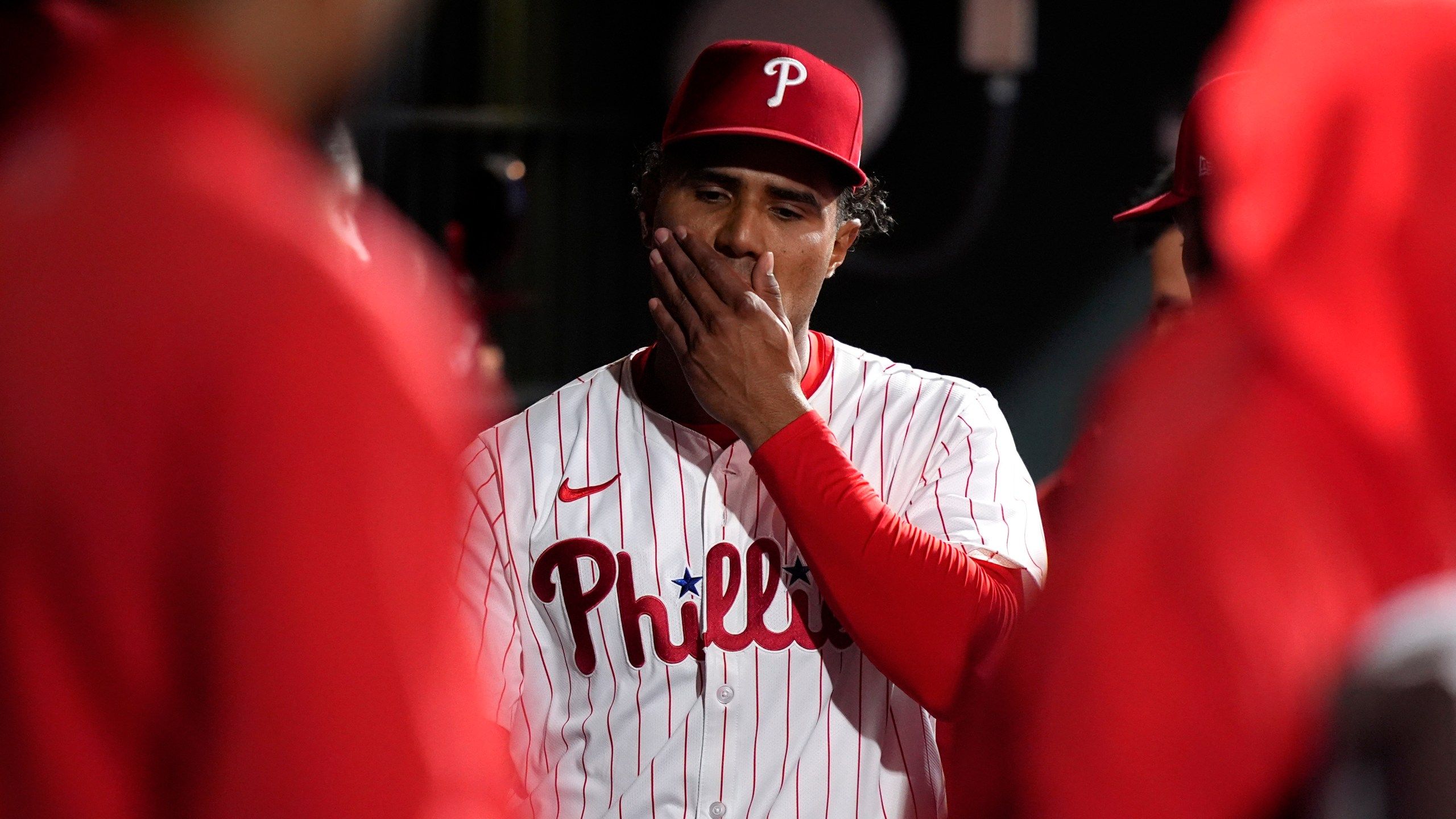 2560x1440 Zack Wheeler Has No Hit Bid For 7 1 3 Innings As Phillies Beat Slumping White Sox 9 5