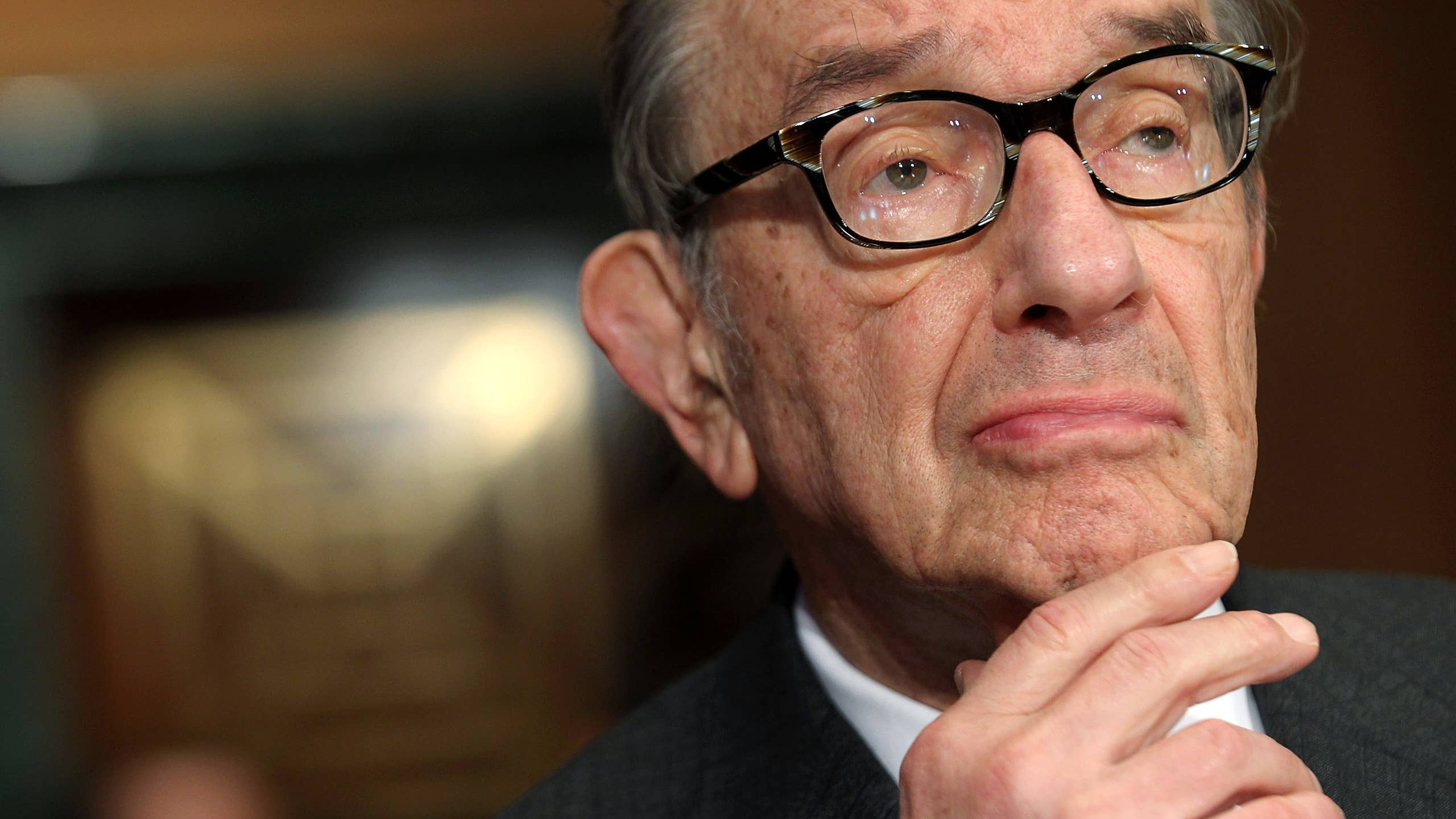2560x1440 Alan Greenspan, Influential Former Fed Chair, Passes Away at 100 from Parkinson's