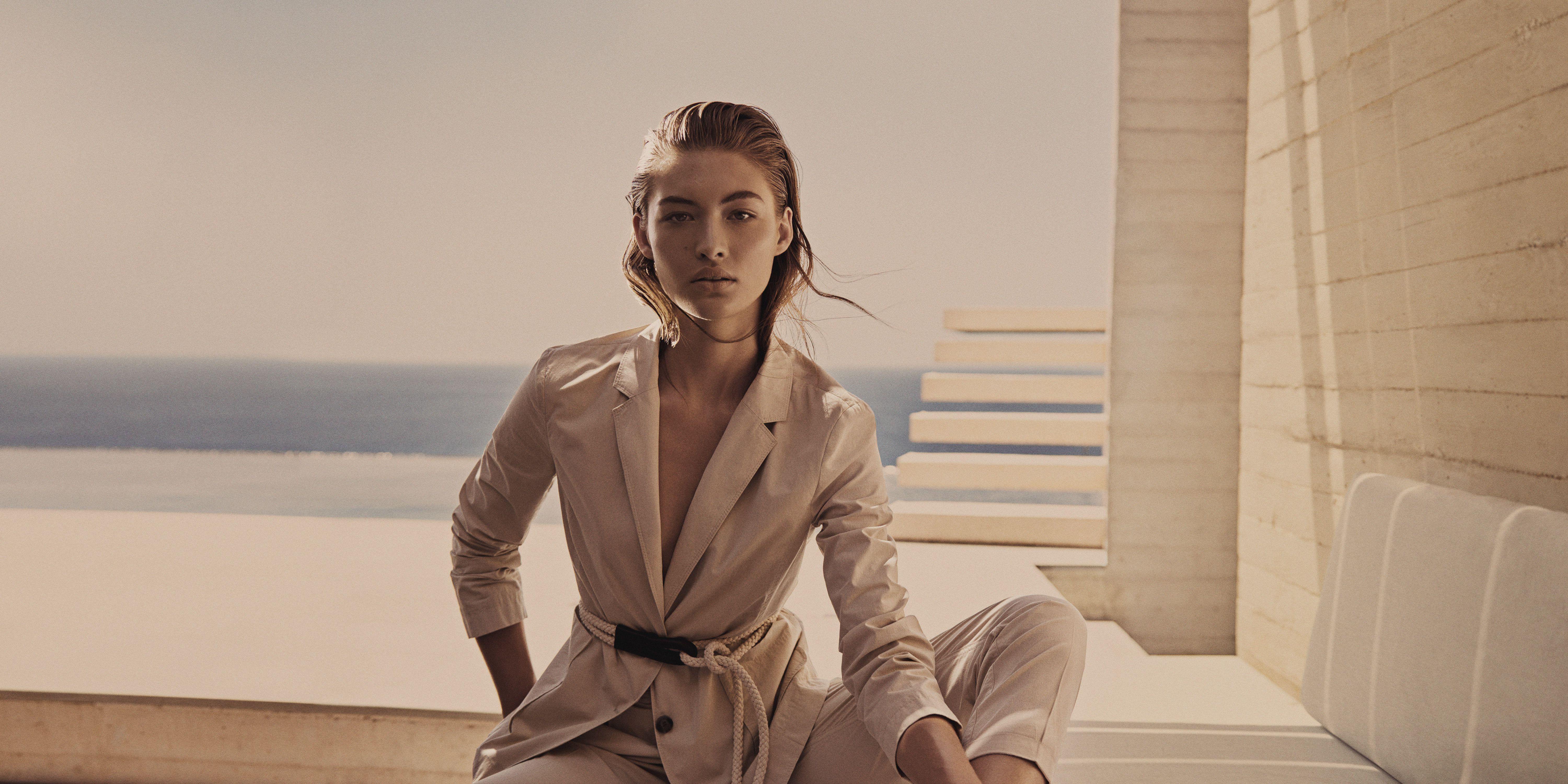 6000x3000 Grace Elizabeth Wallpaper
