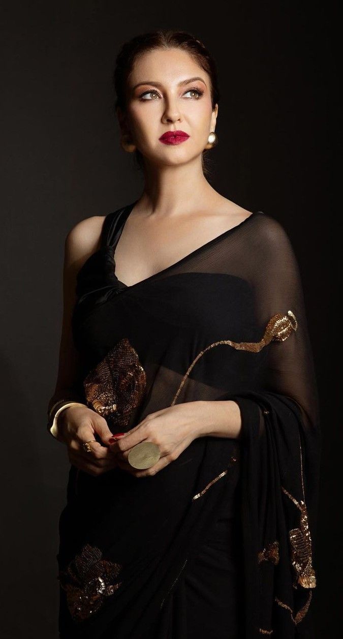 675x1257 Saumya Tandon