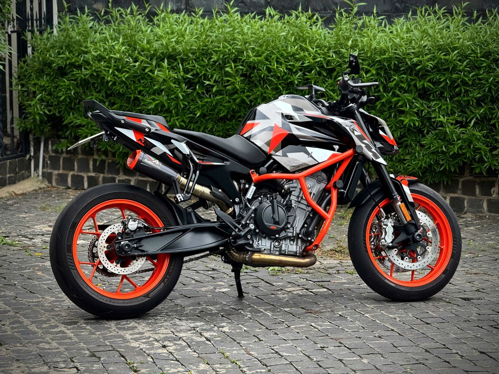 1600x1200 Ktm Duke 790 2021 2021 Ktm 790 Duke Black Friday 2025