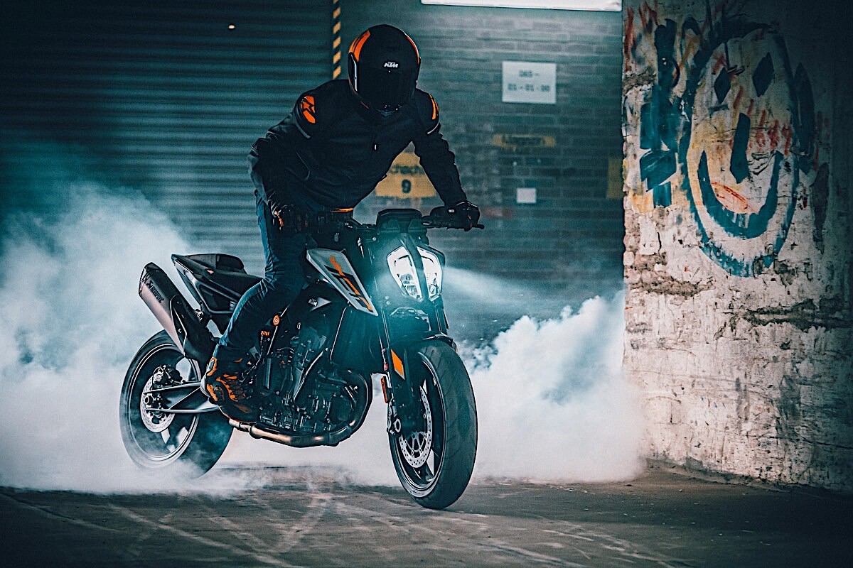 1200x800 KTM Street Range Gets More Colorful, 790 Duke Stays on Deck