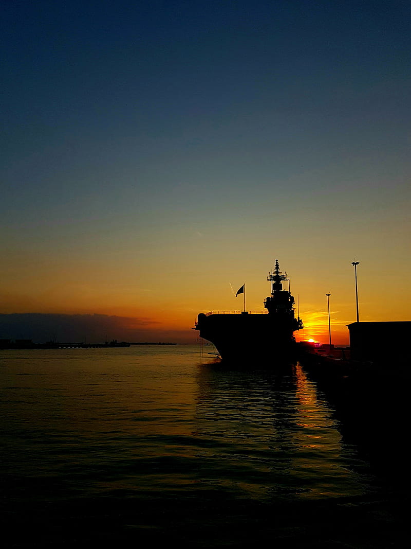 800x1067 Taranto, italy, marines, military, militaryship, porto, sea, ship, sky, sunset, HD phone wallpaper