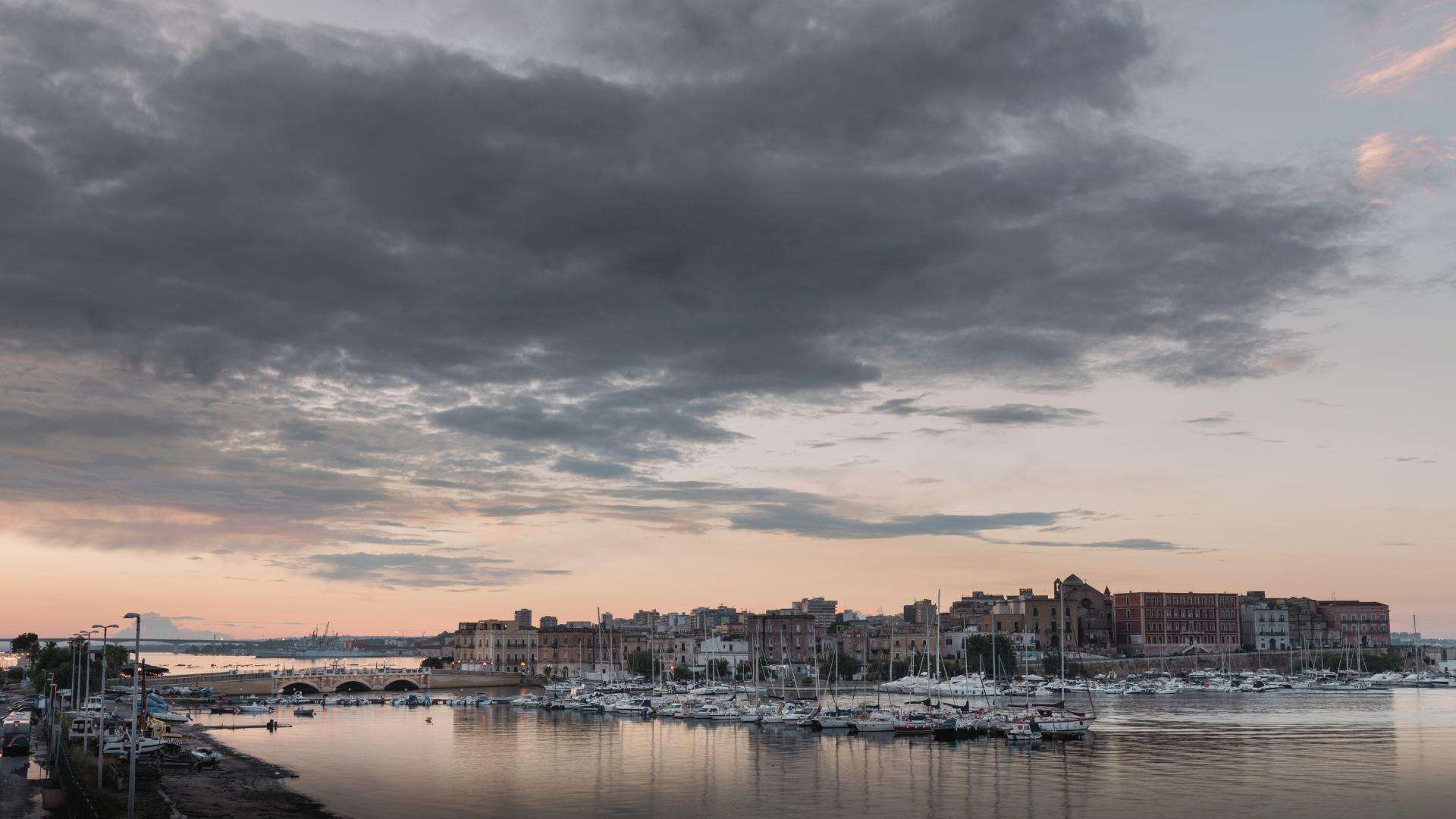 1920x1080 Sehenswürdigkeiten in Taranto, Apuliens historische Hafenstadt • italien!expert