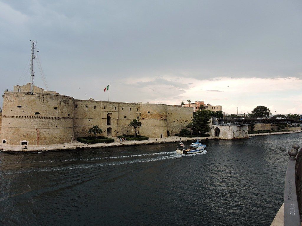 1024x768 Taranto